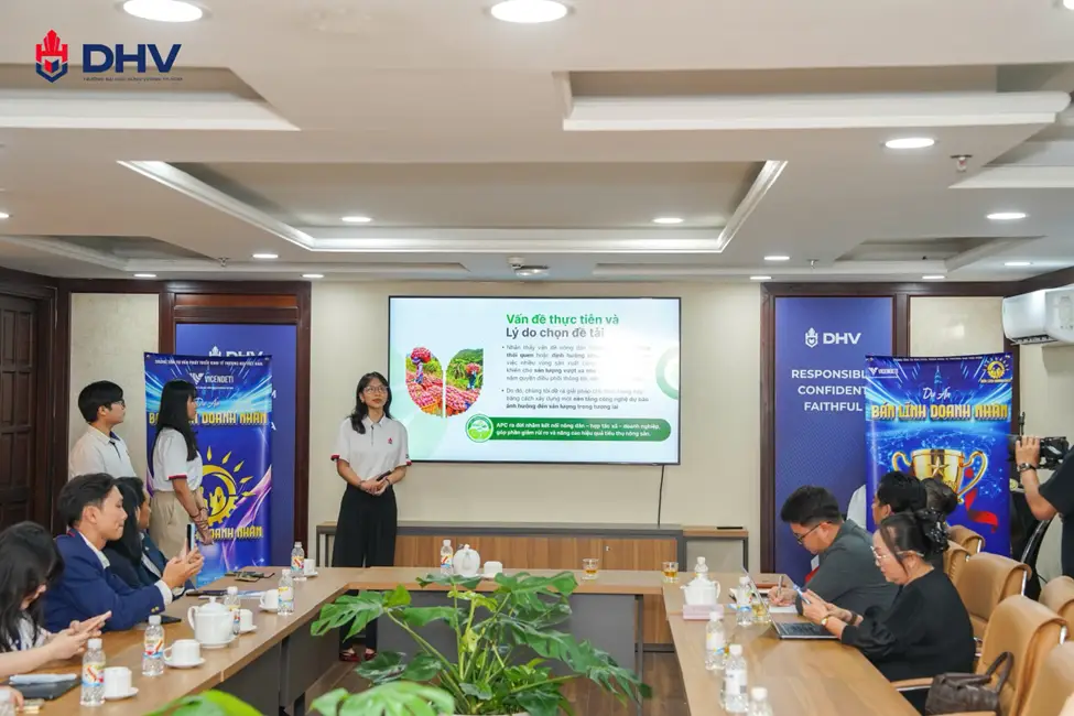 DHV - Trường Đại Học Hùng Vương TPHCM