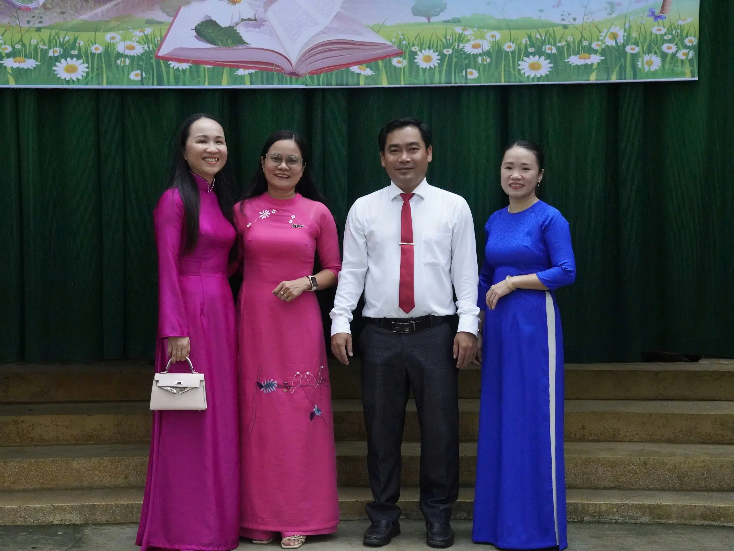 DHV - Trường Đại Học Hùng Vương TPHCM