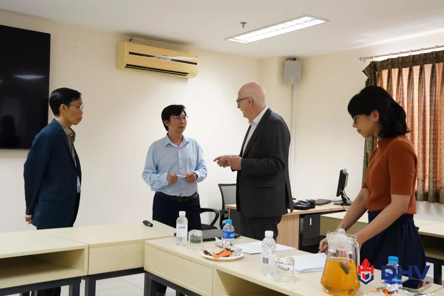DHV - Trường Đại Học Hùng Vương TPHCM