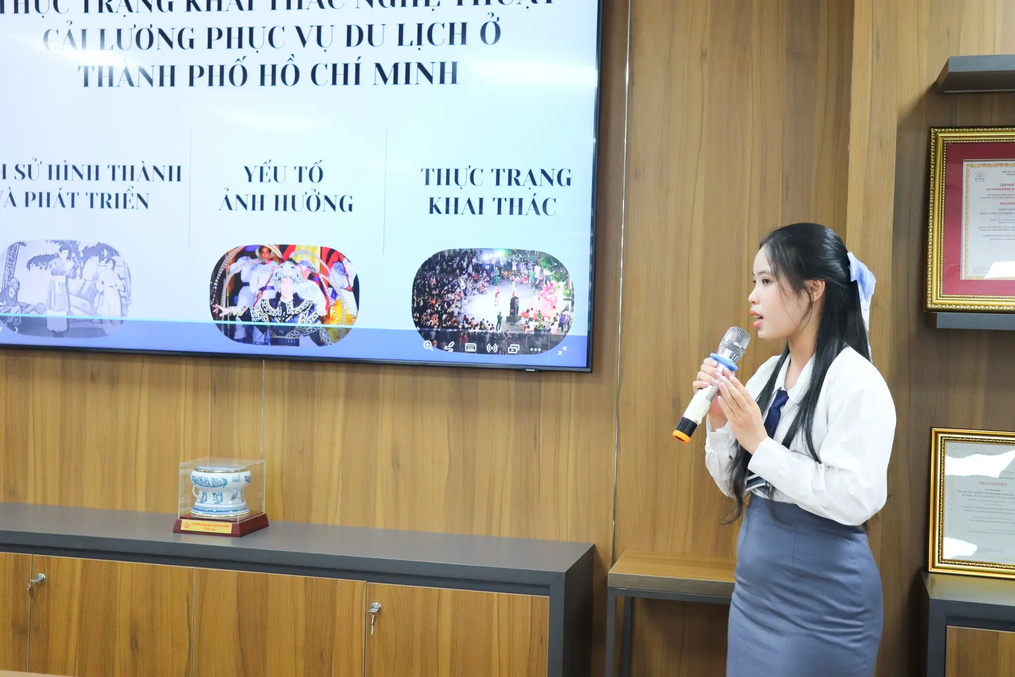 DHV - Trường Đại Học Hùng Vương TPHCM