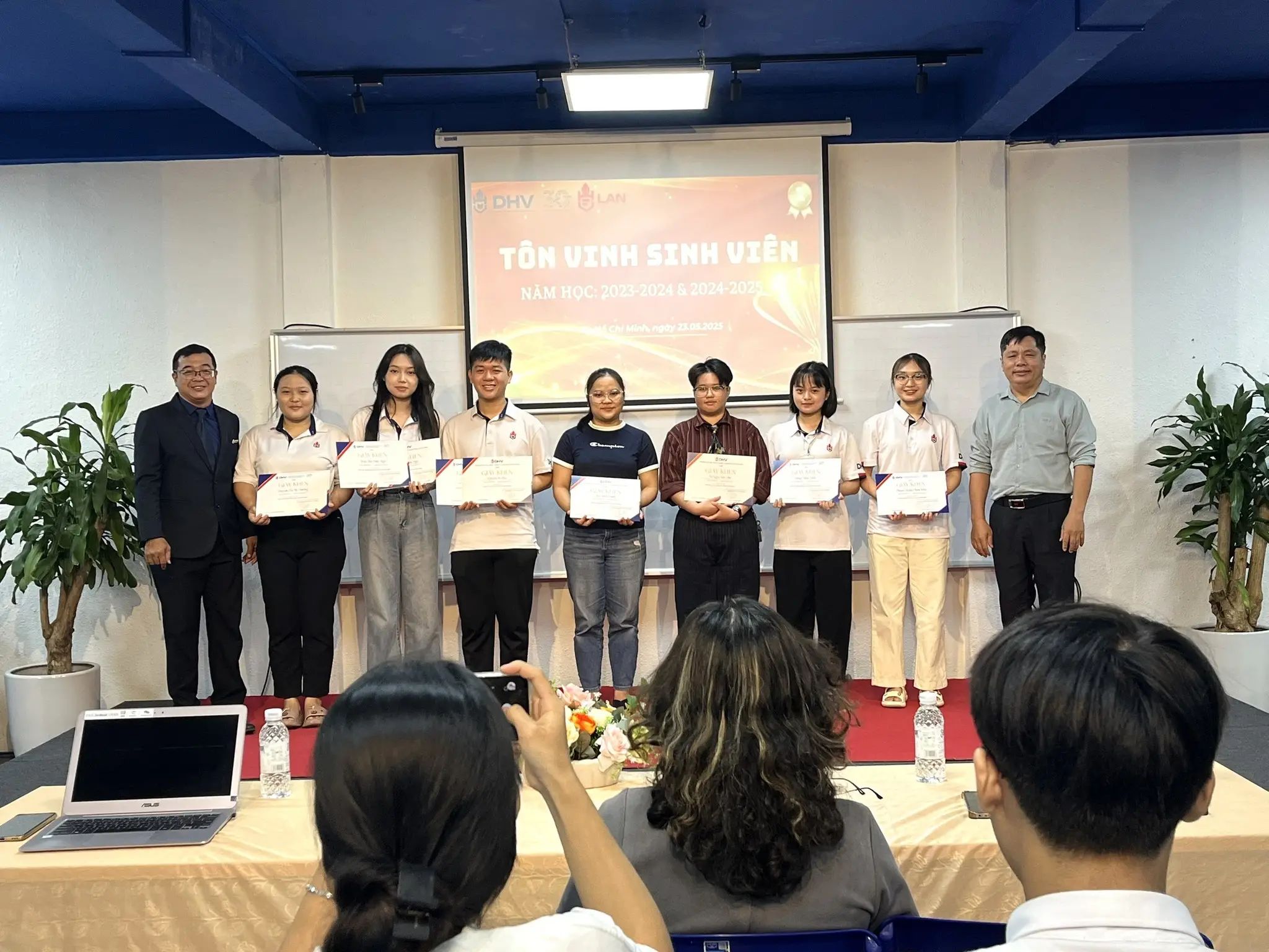 DHV - Trường Đại Học Hùng Vương TPHCM