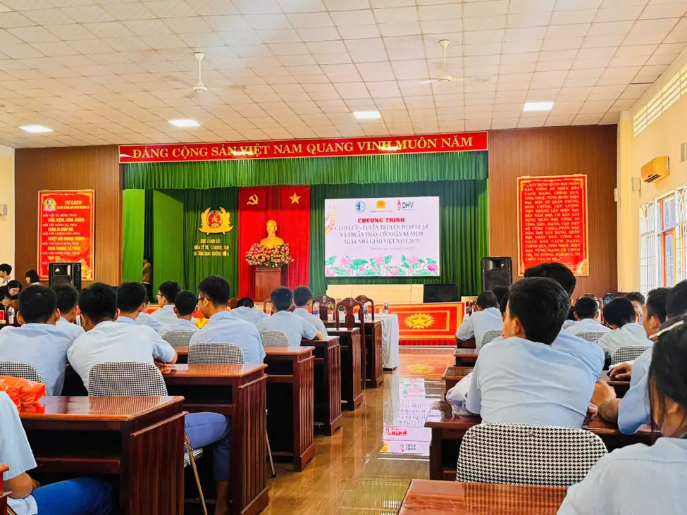 DHV - Trường Đại Học Hùng Vương TPHCM