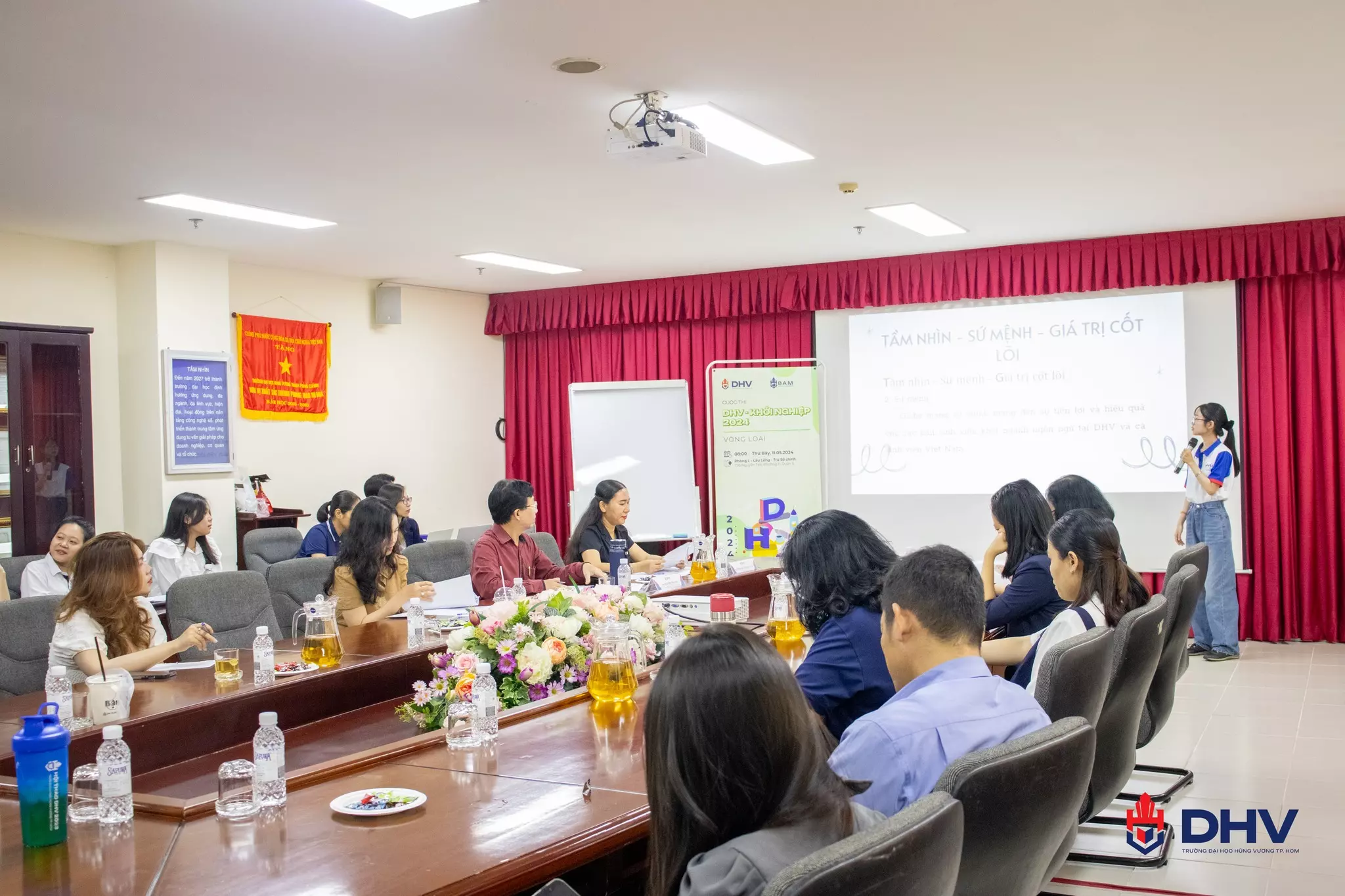 DHV - Trường Đại Học Hùng Vương TPHCM