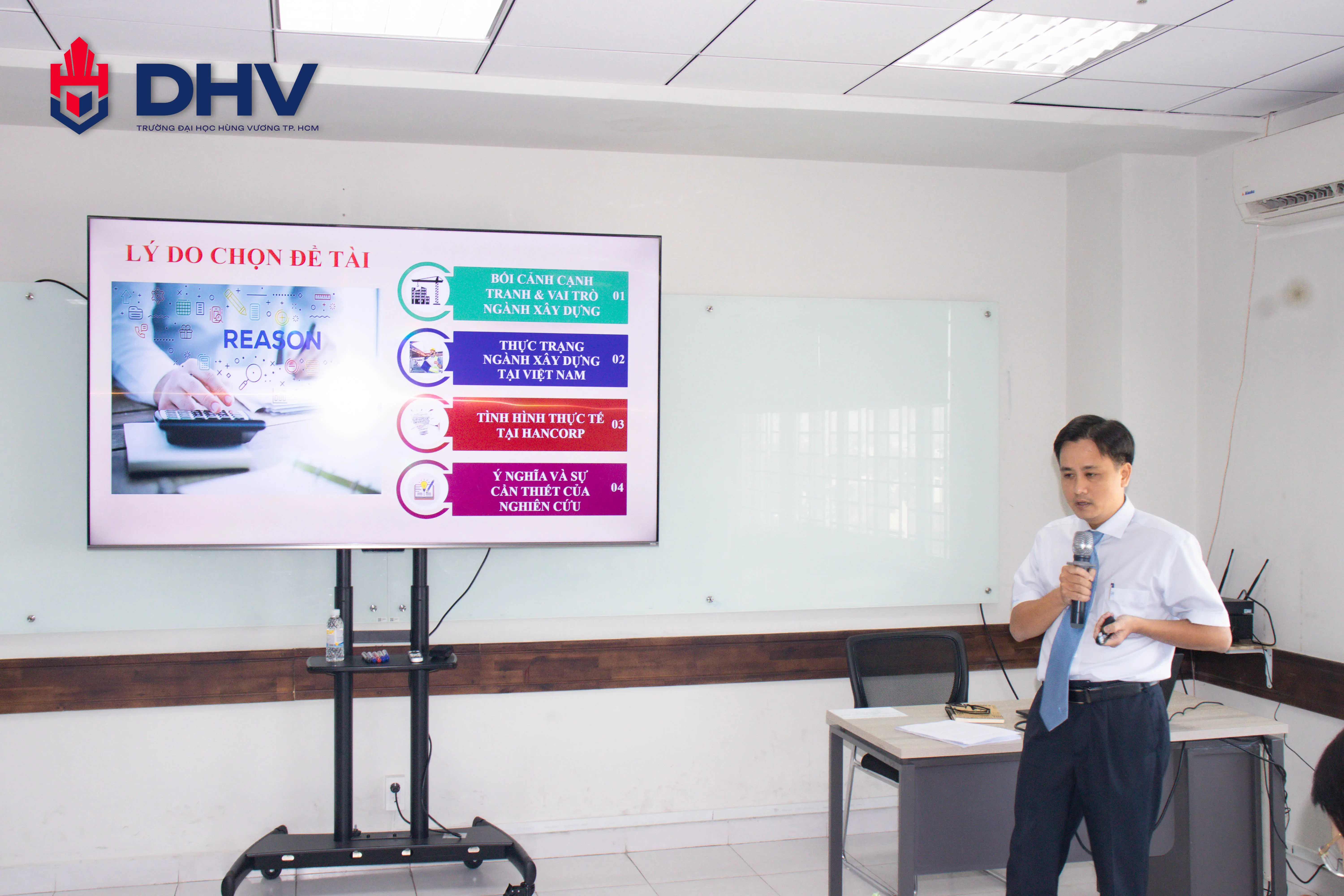 DHV - Trường Đại Học Hùng Vương TPHCM