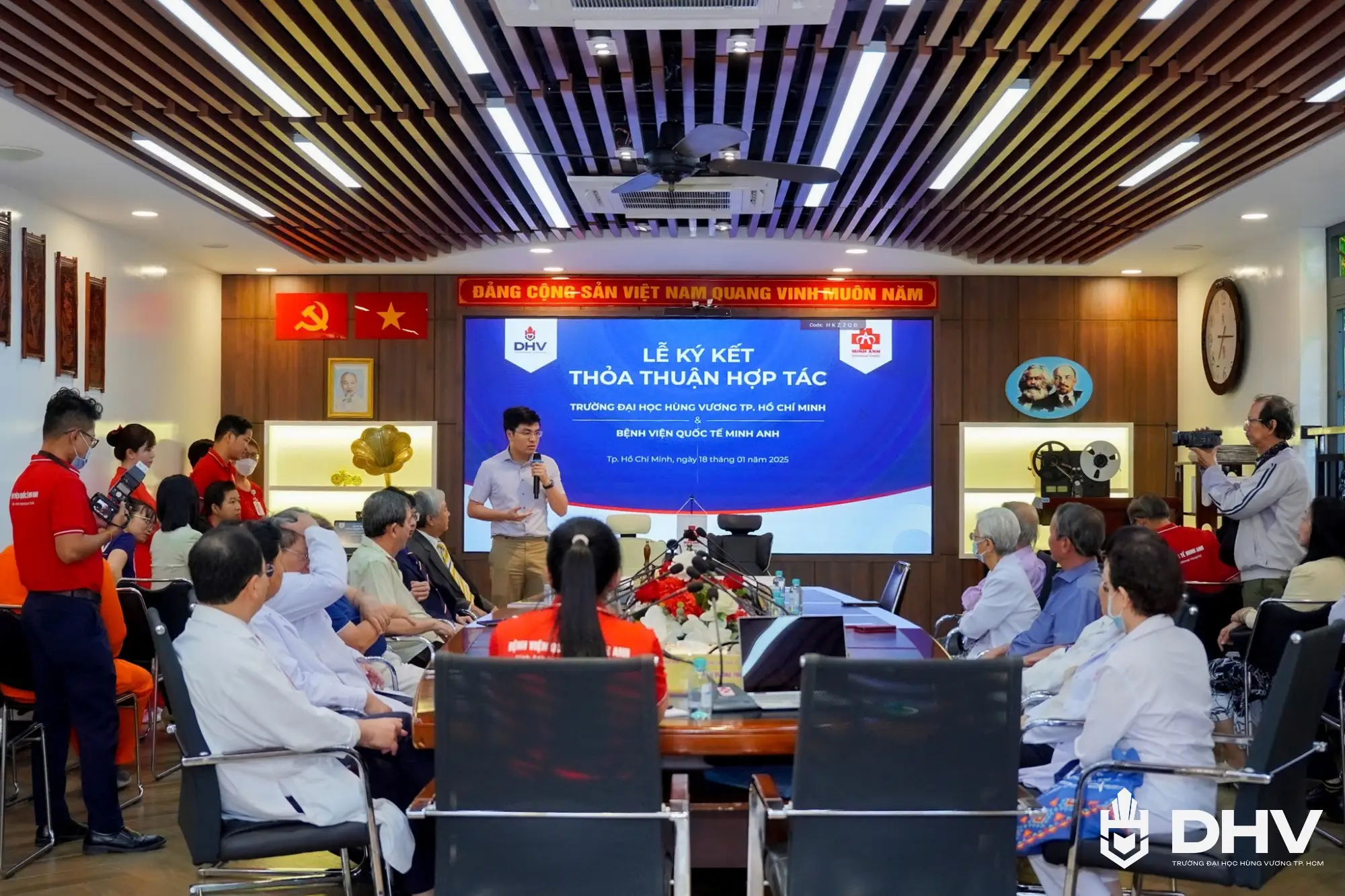 ThS. BS. Nguyễn Nam Anh – Phó chủ tịch HĐTV chia sẻ tại buổi lễ ký kết