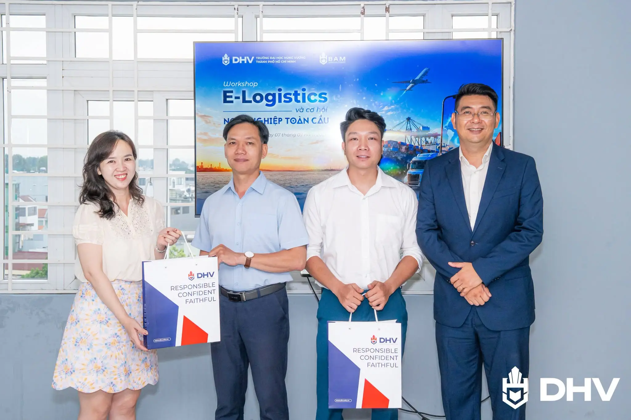 DHV - Trường Đại Học Hùng Vương TPHCM