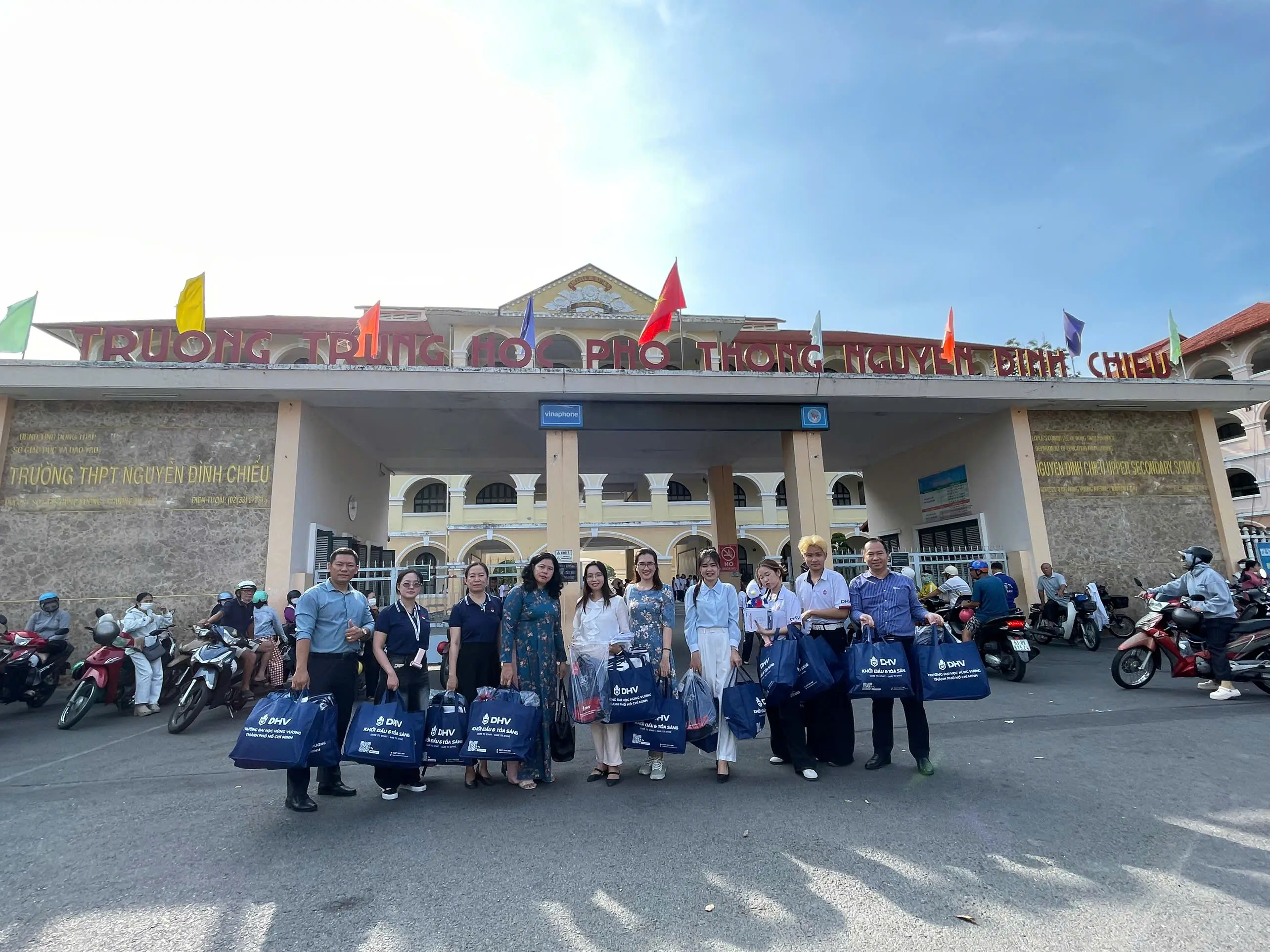 DHV - Trường Đại Học Hùng Vương TPHCM