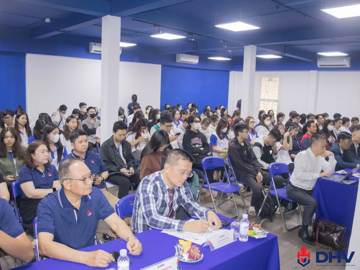 DHV - Trường Đại Học Hùng Vương TPHCM