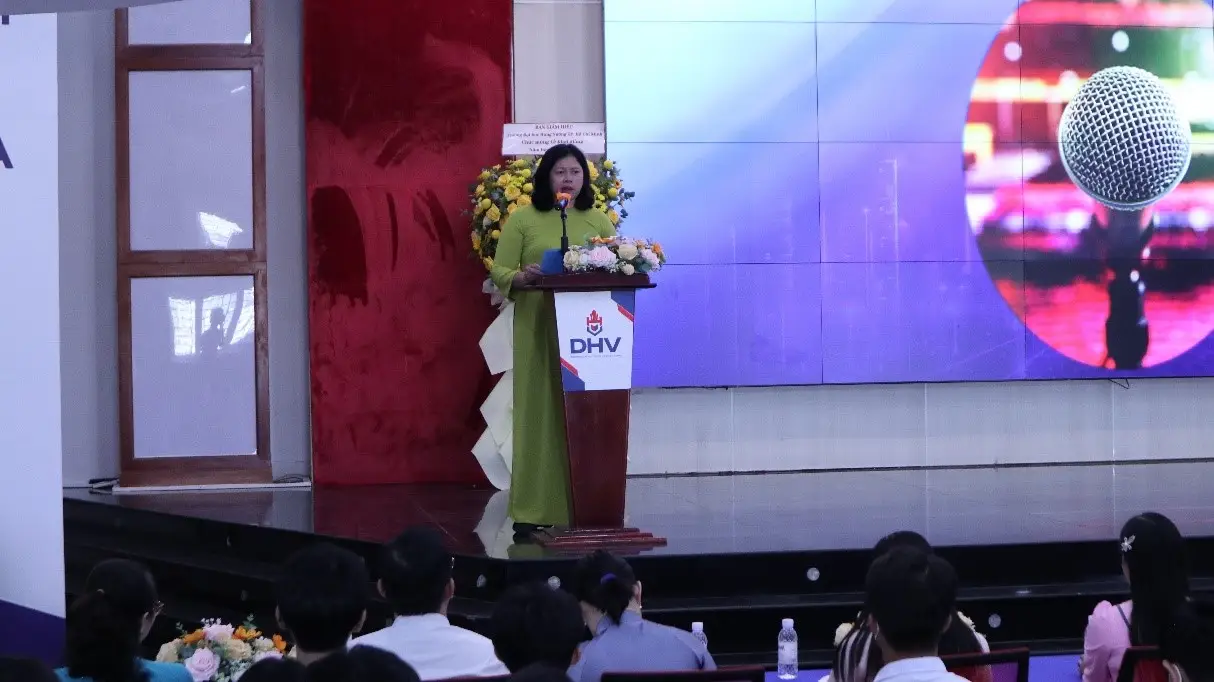 DHV - Trường Đại Học Hùng Vương TPHCM