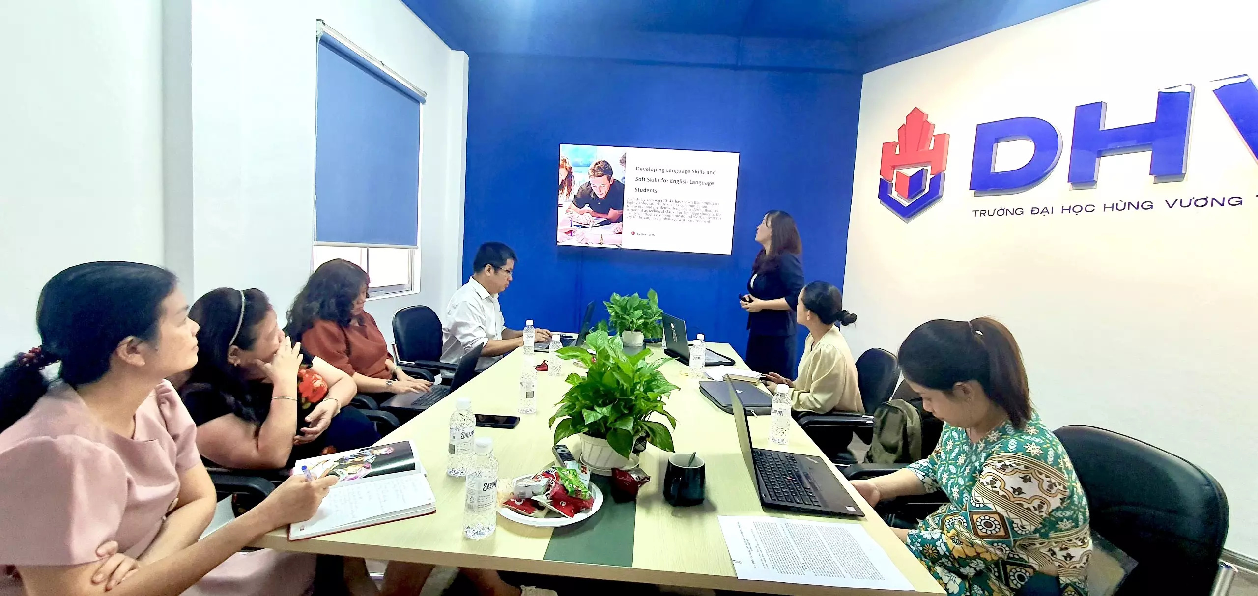 DHV - Trường Đại Học Hùng Vương TPHCM
