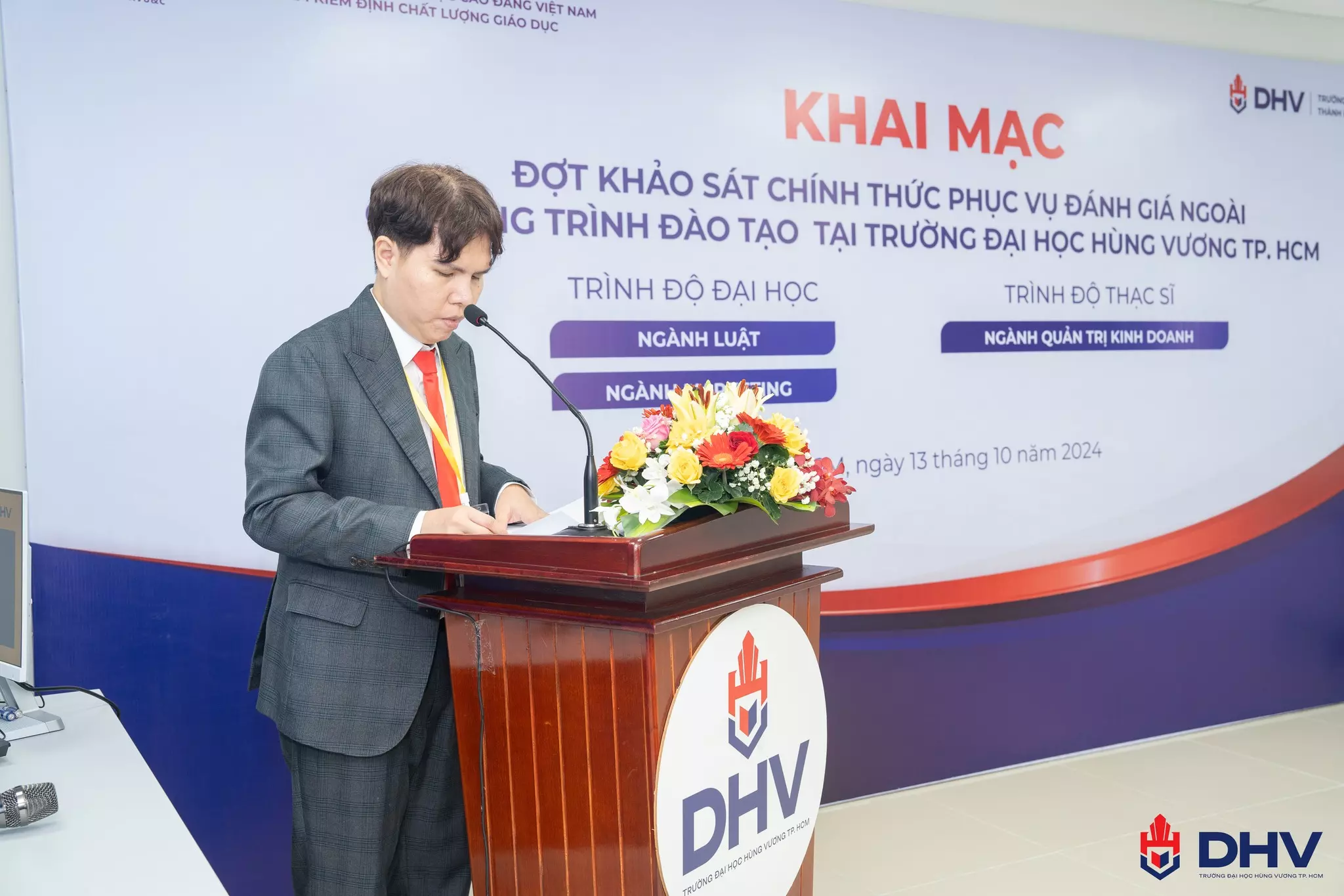 DHV - Trường Đại Học Hùng Vương TPHCM