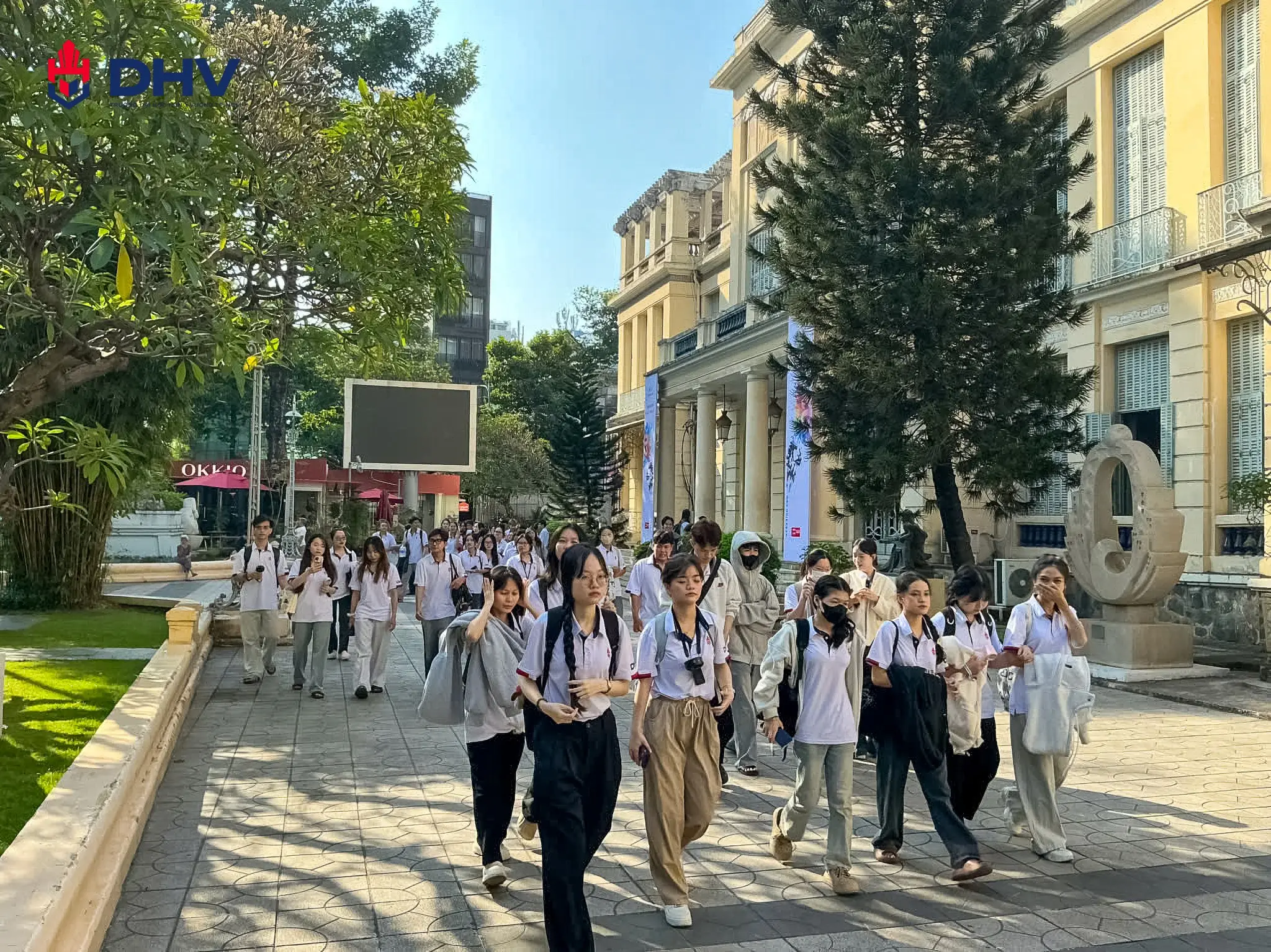 DHV - Trường Đại Học Hùng Vương TPHCM