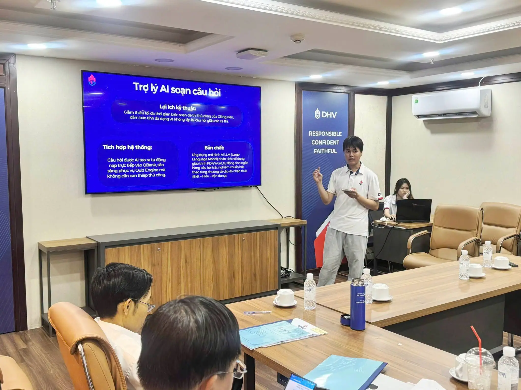 DHV - Trường Đại Học Hùng Vương TPHCM