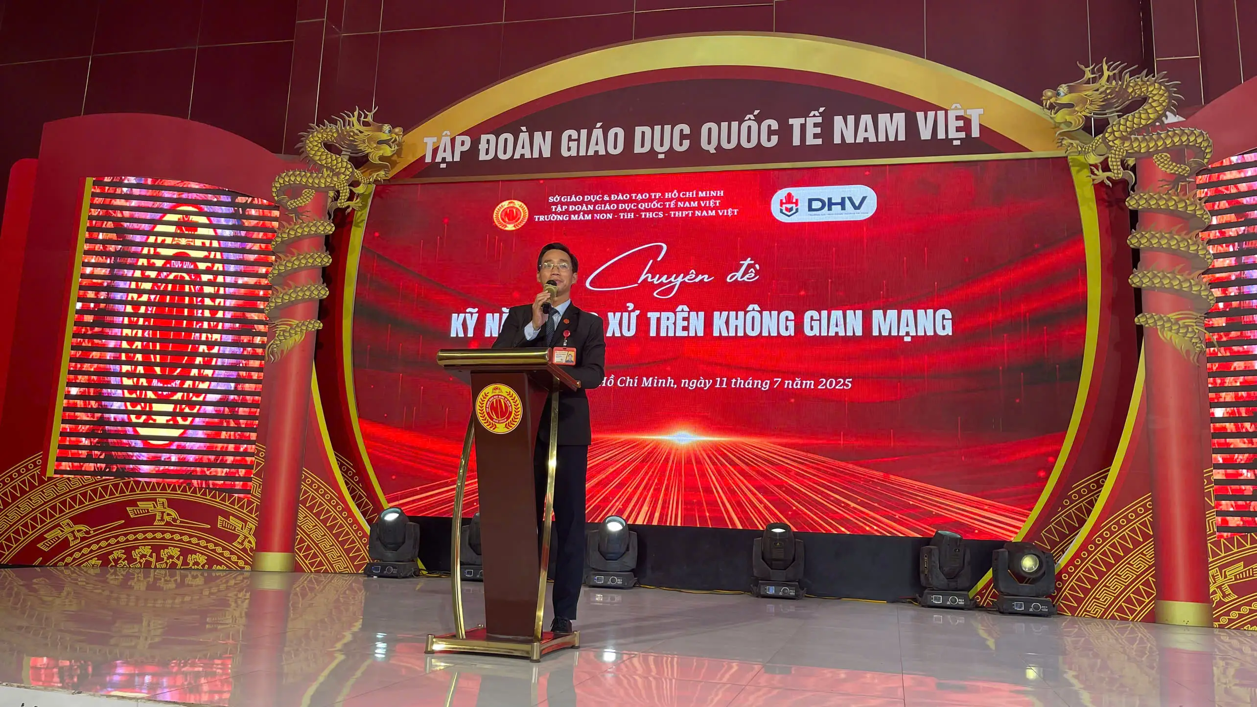 DHV - Trường Đại Học Hùng Vương TPHCM
