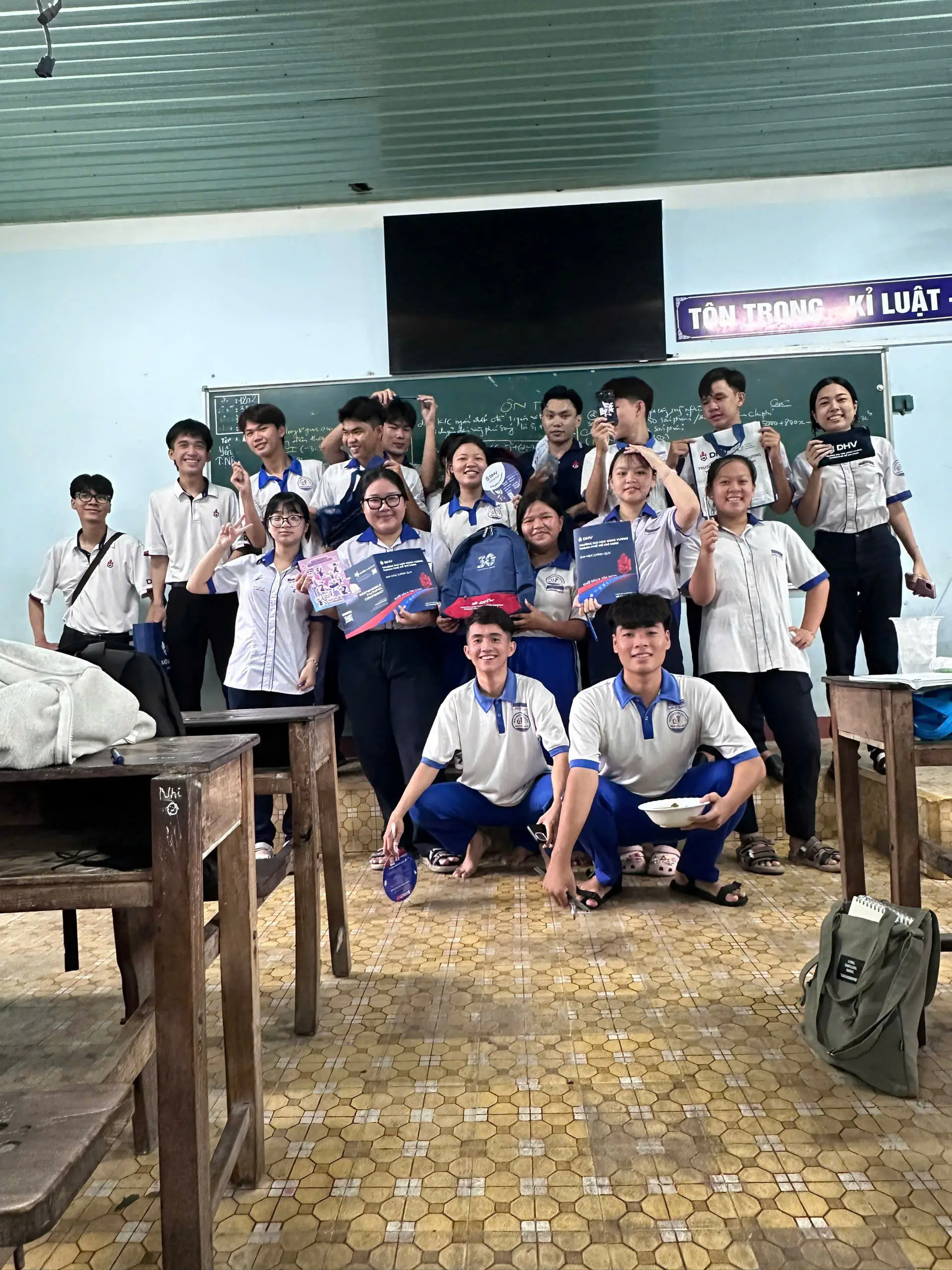 DHV - Trường Đại Học Hùng Vương TPHCM