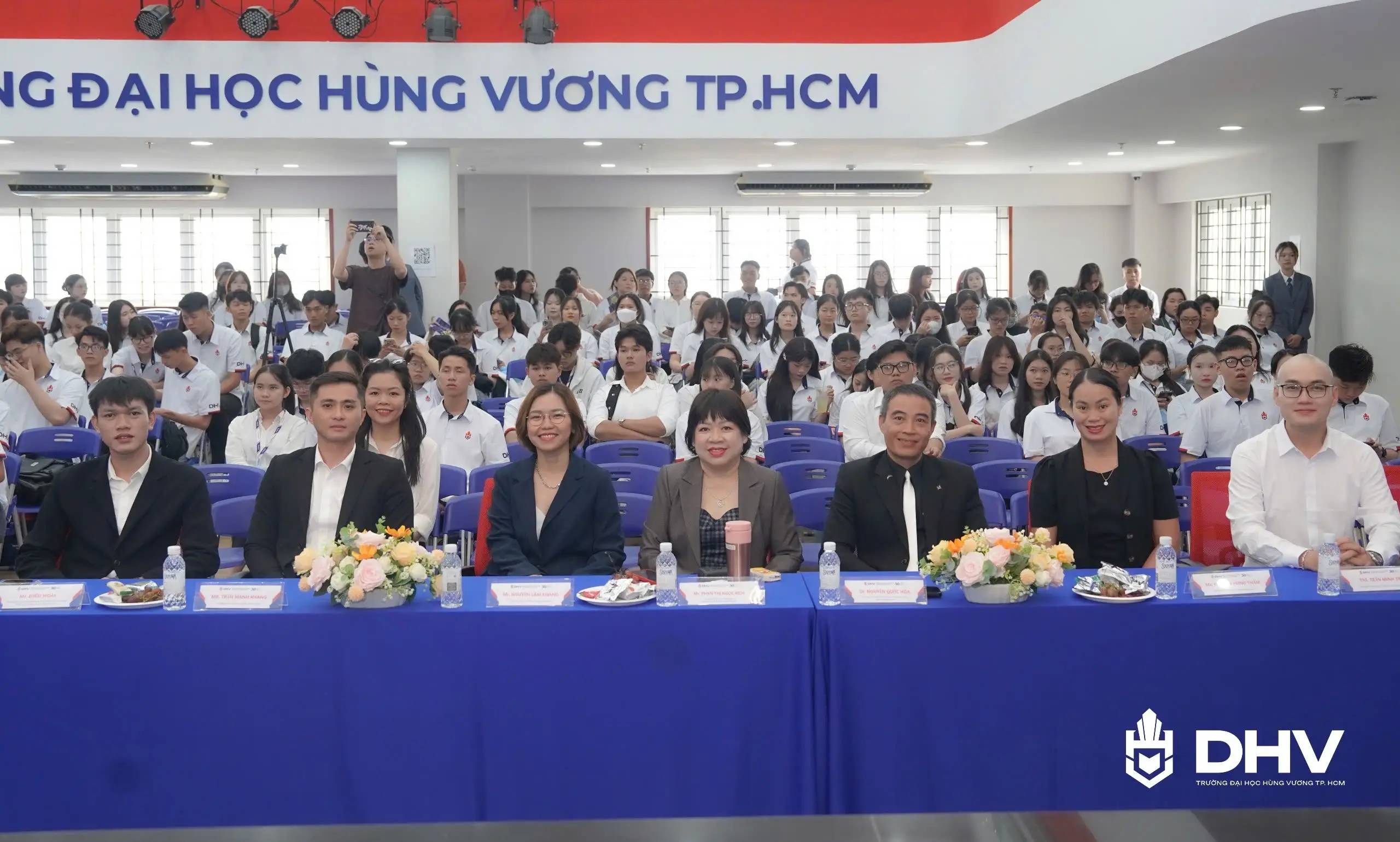 DHV - Trường Đại Học Hùng Vương TPHCM