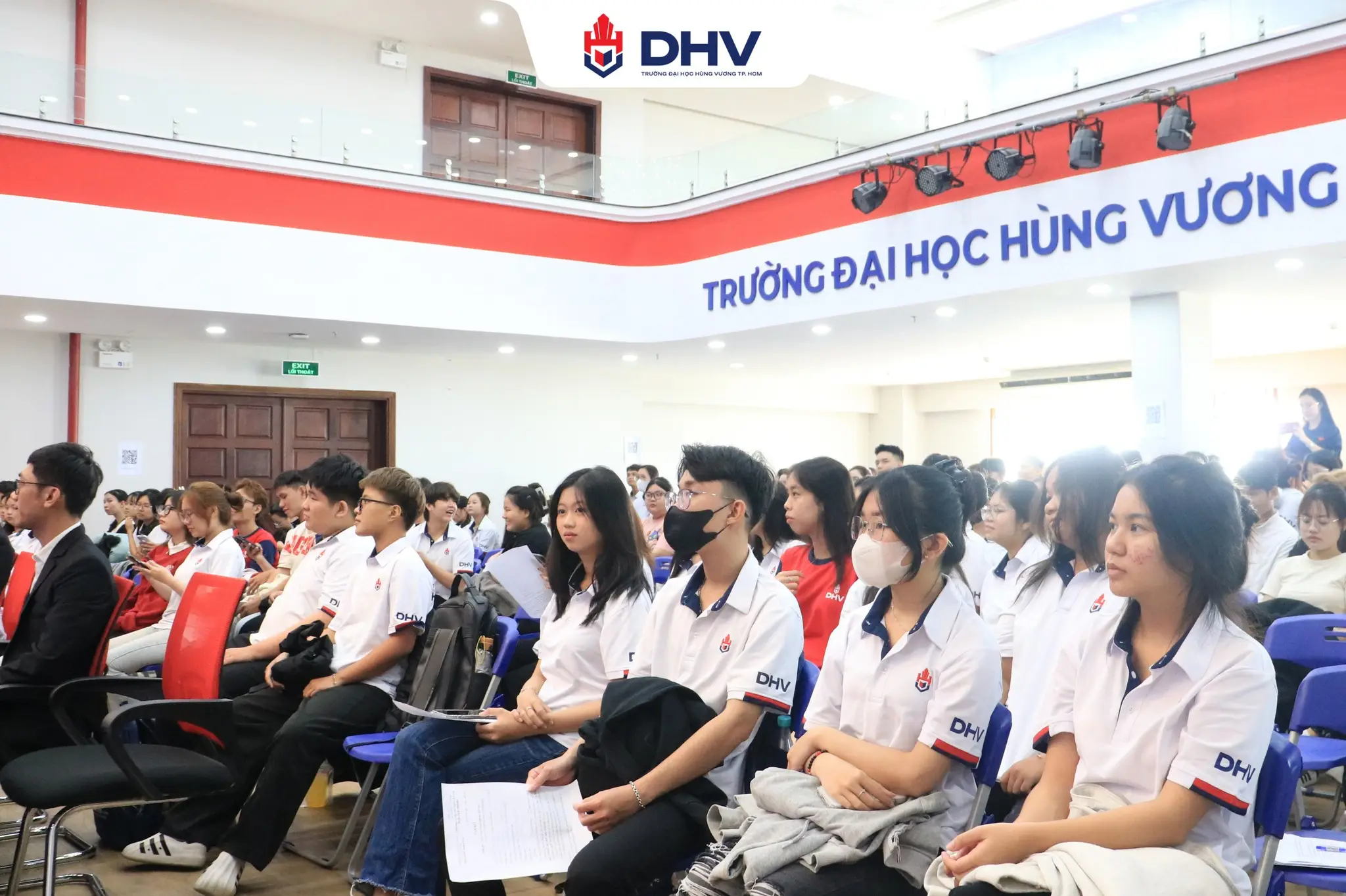 DHV - Trường Đại Học Hùng Vương TPHCM