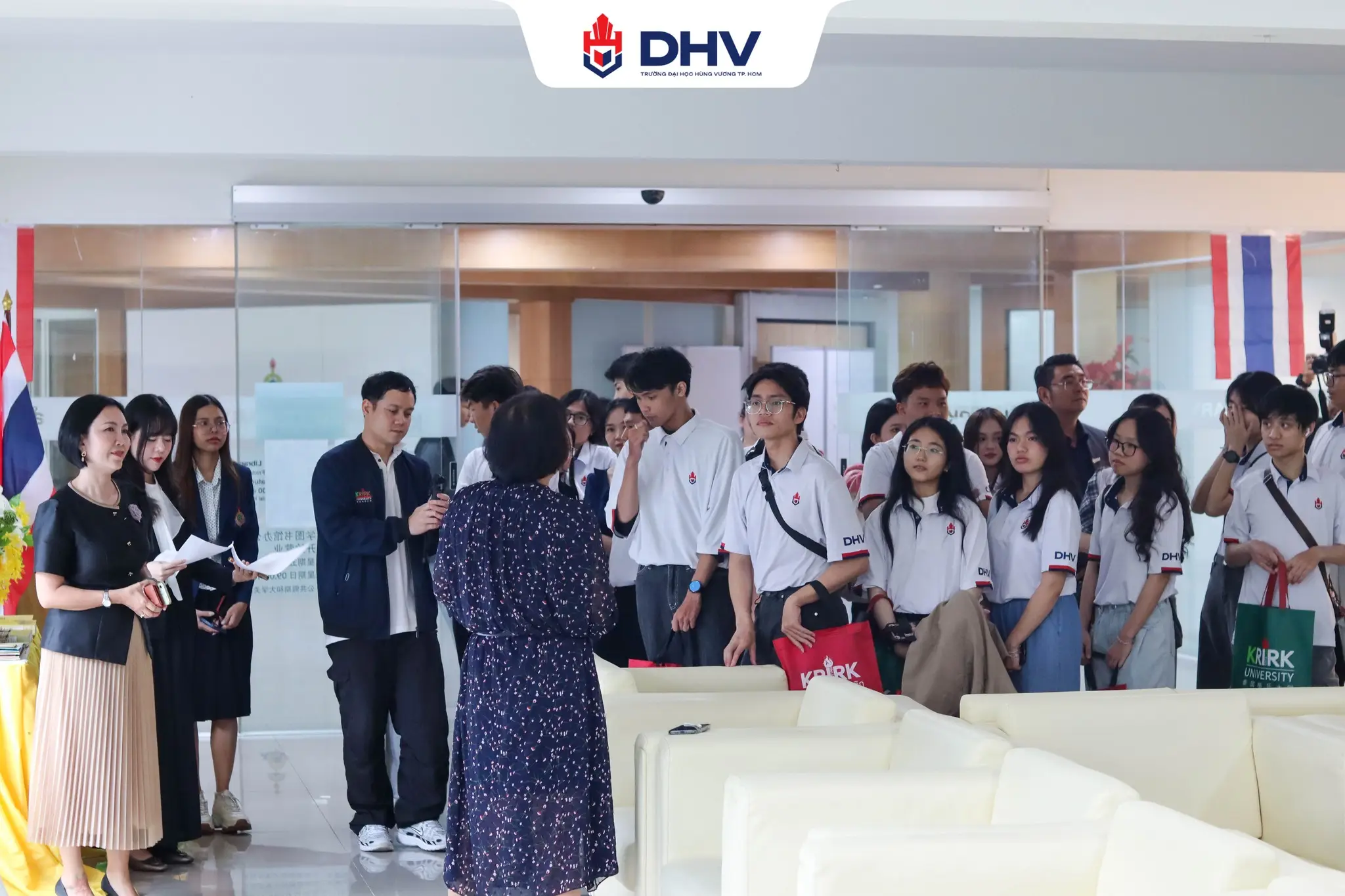 DHV - Trường Đại Học Hùng Vương TPHCM