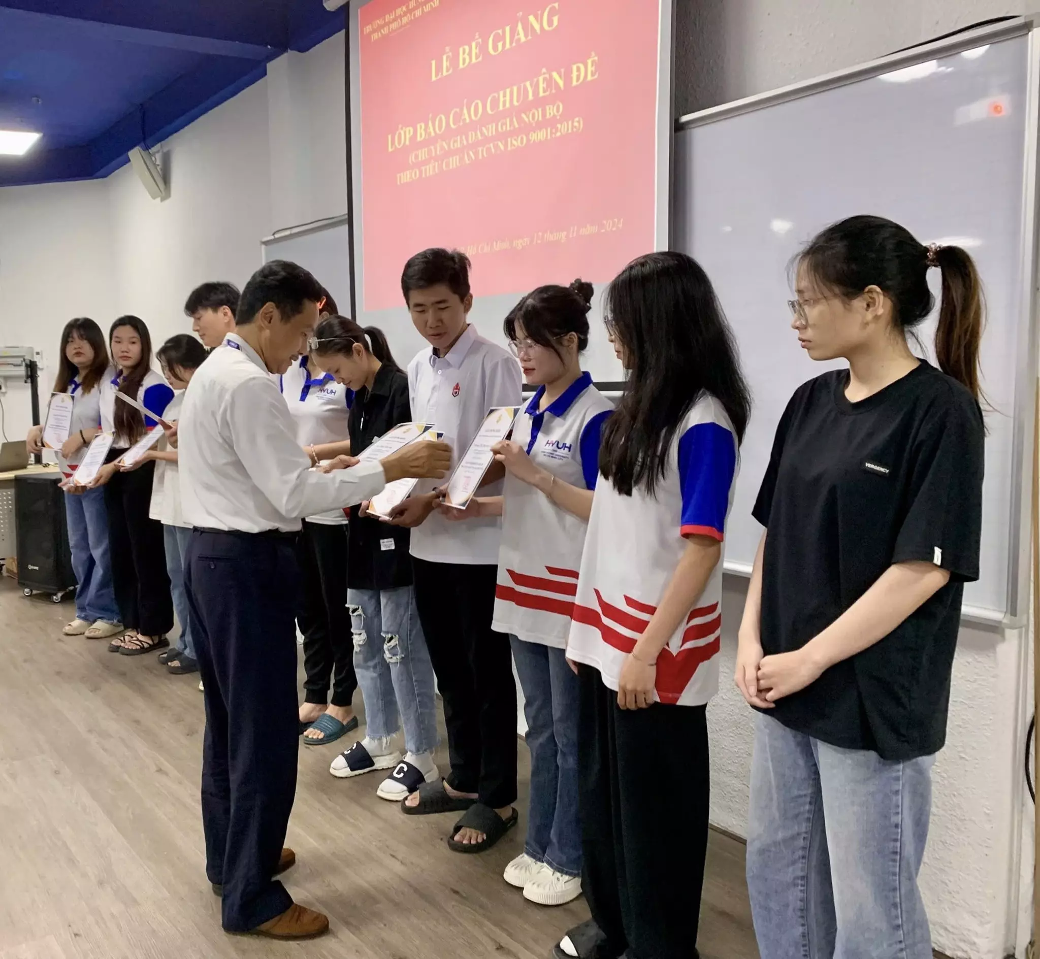 DHV - Trường Đại Học Hùng Vương TPHCM