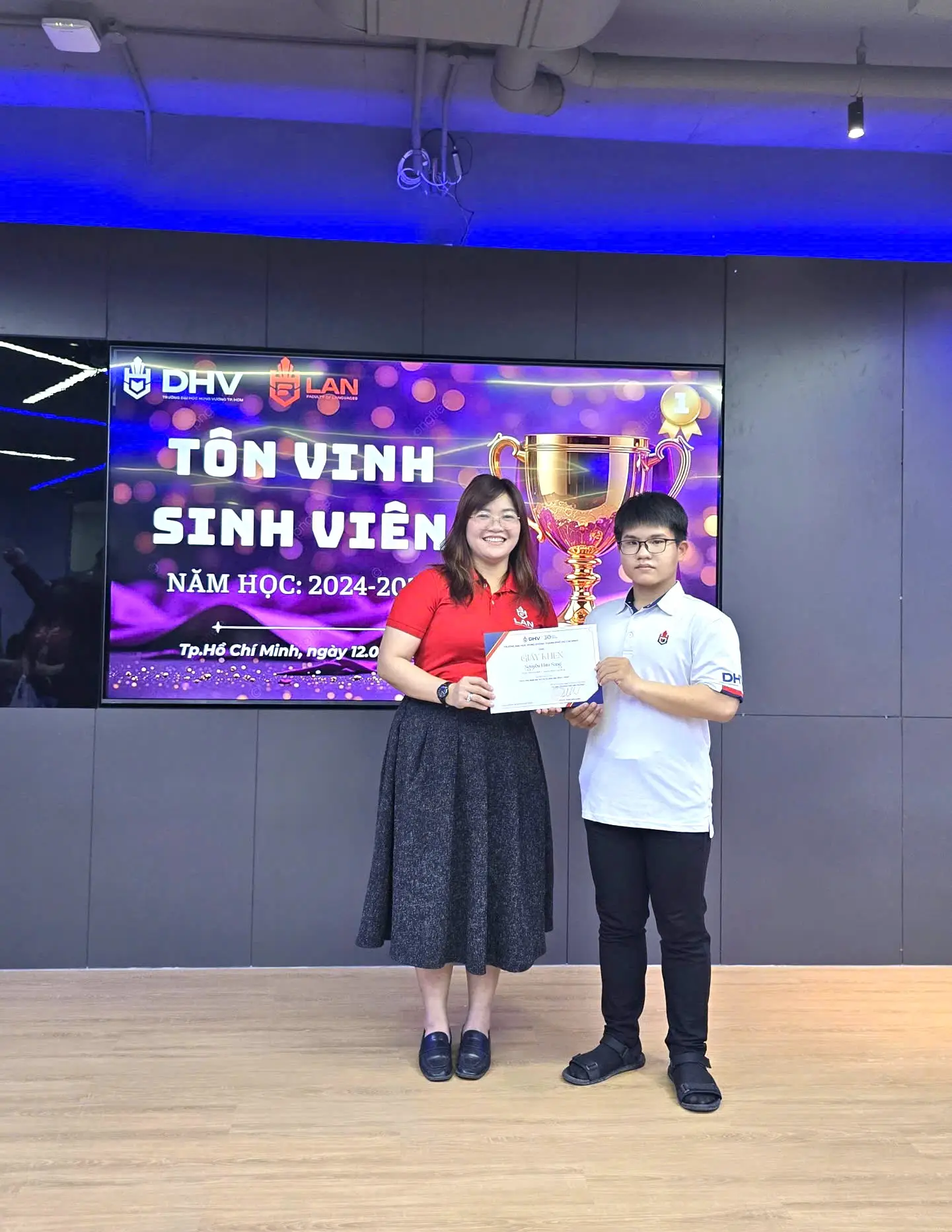 DHV - Trường Đại Học Hùng Vương TPHCM