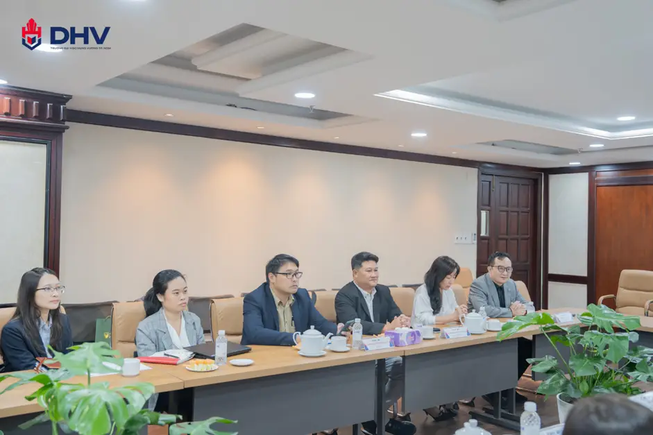 DHV - Trường Đại Học Hùng Vương TPHCM