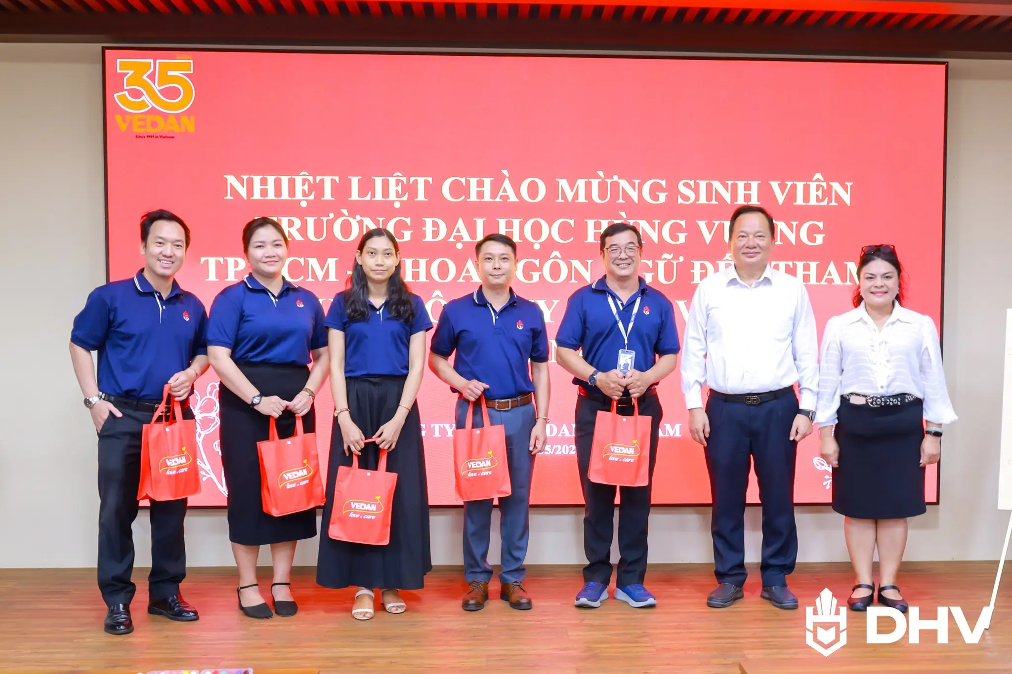 DHV - Trường Đại Học Hùng Vương TPHCM