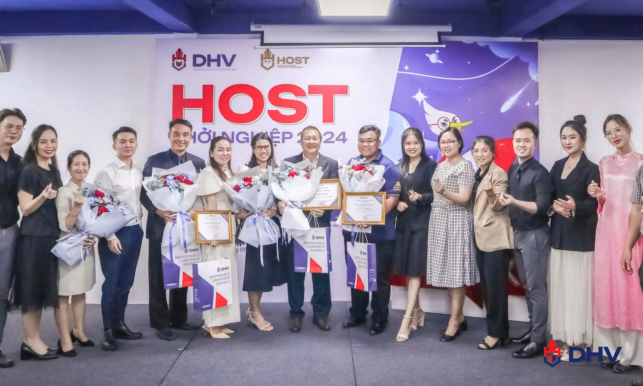DHV - Trường Đại Học Hùng Vương TPHCM