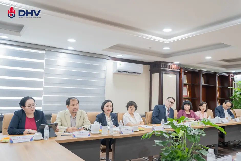 DHV - Trường Đại Học Hùng Vương TPHCM