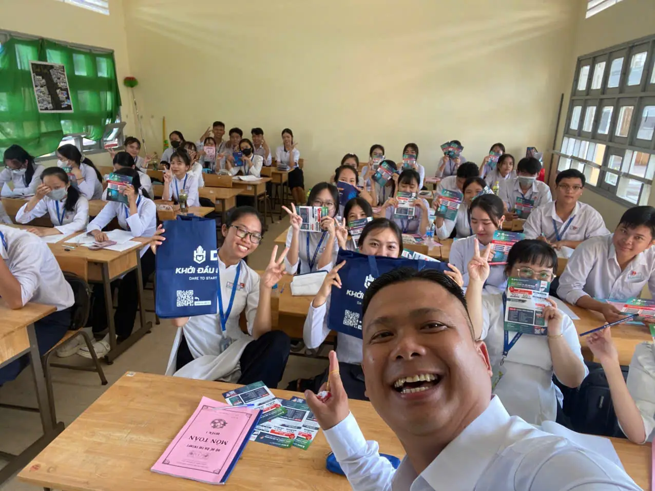DHV - Trường Đại Học Hùng Vương TPHCM