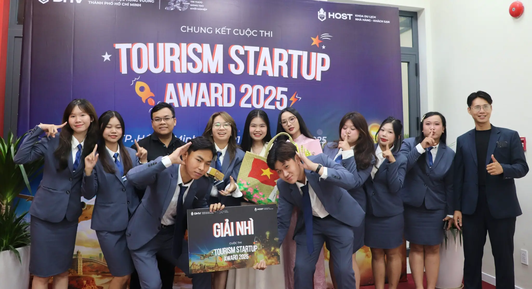 DHV - Trường Đại Học Hùng Vương TPHCM