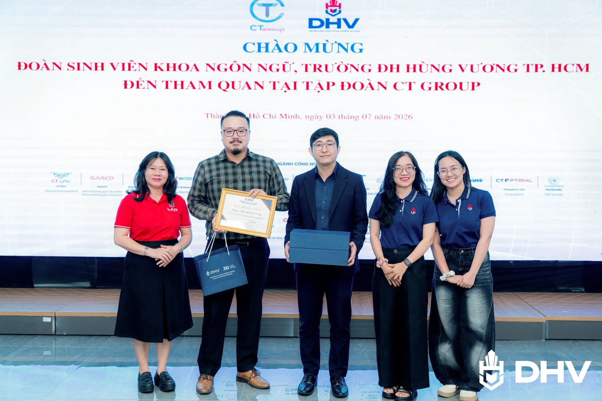 DHV - Trường Đại Học Hùng Vương TPHCM
