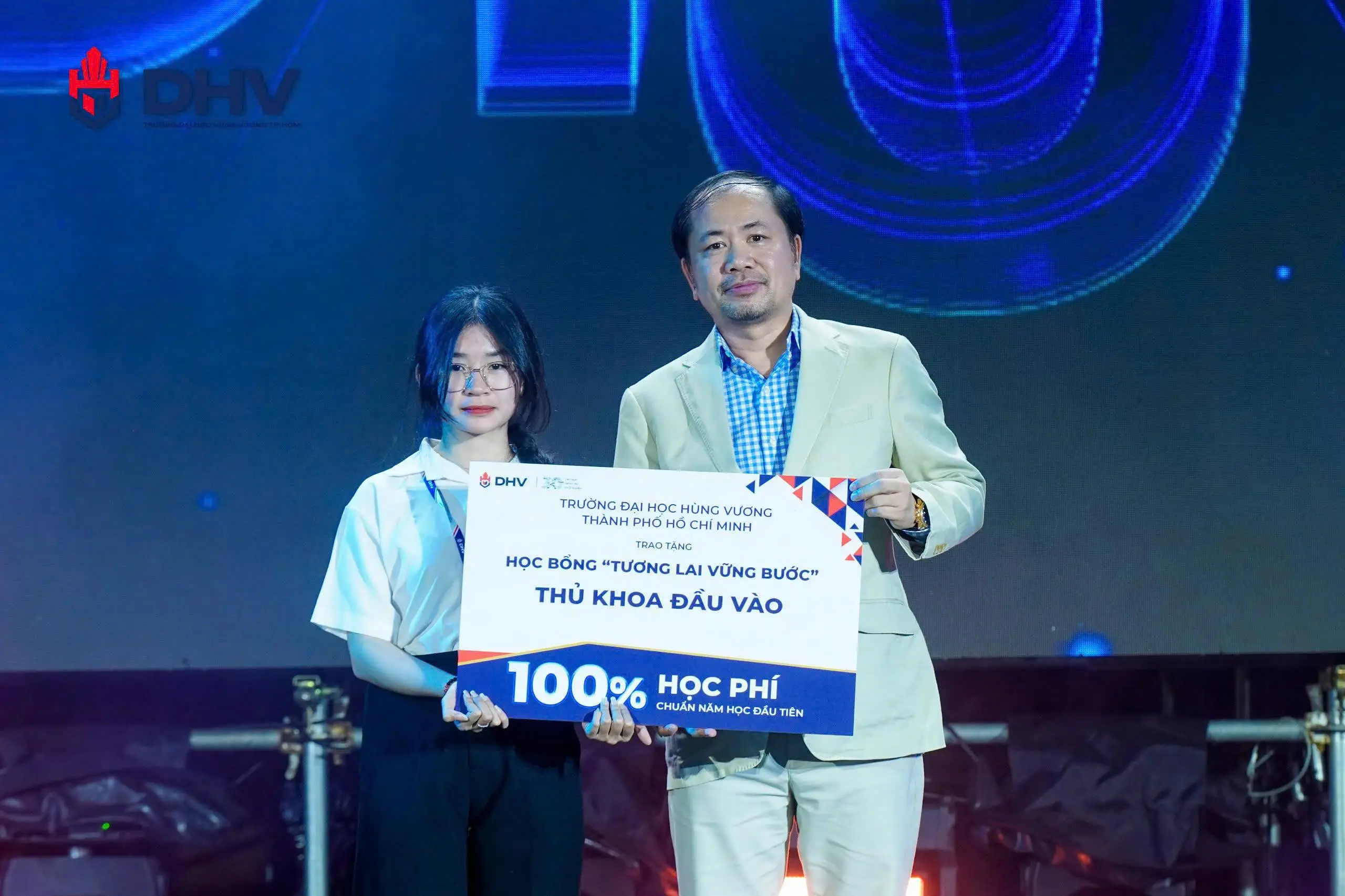 DHV - Trường Đại Học Hùng Vương TPHCM