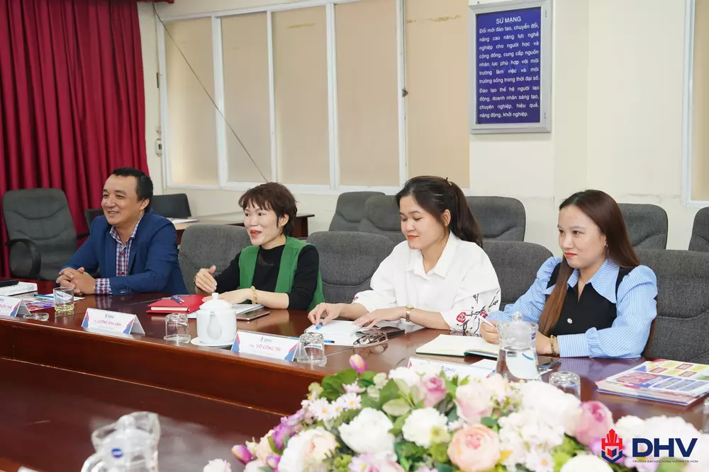 DHV - Trường Đại Học Hùng Vương TPHCM
