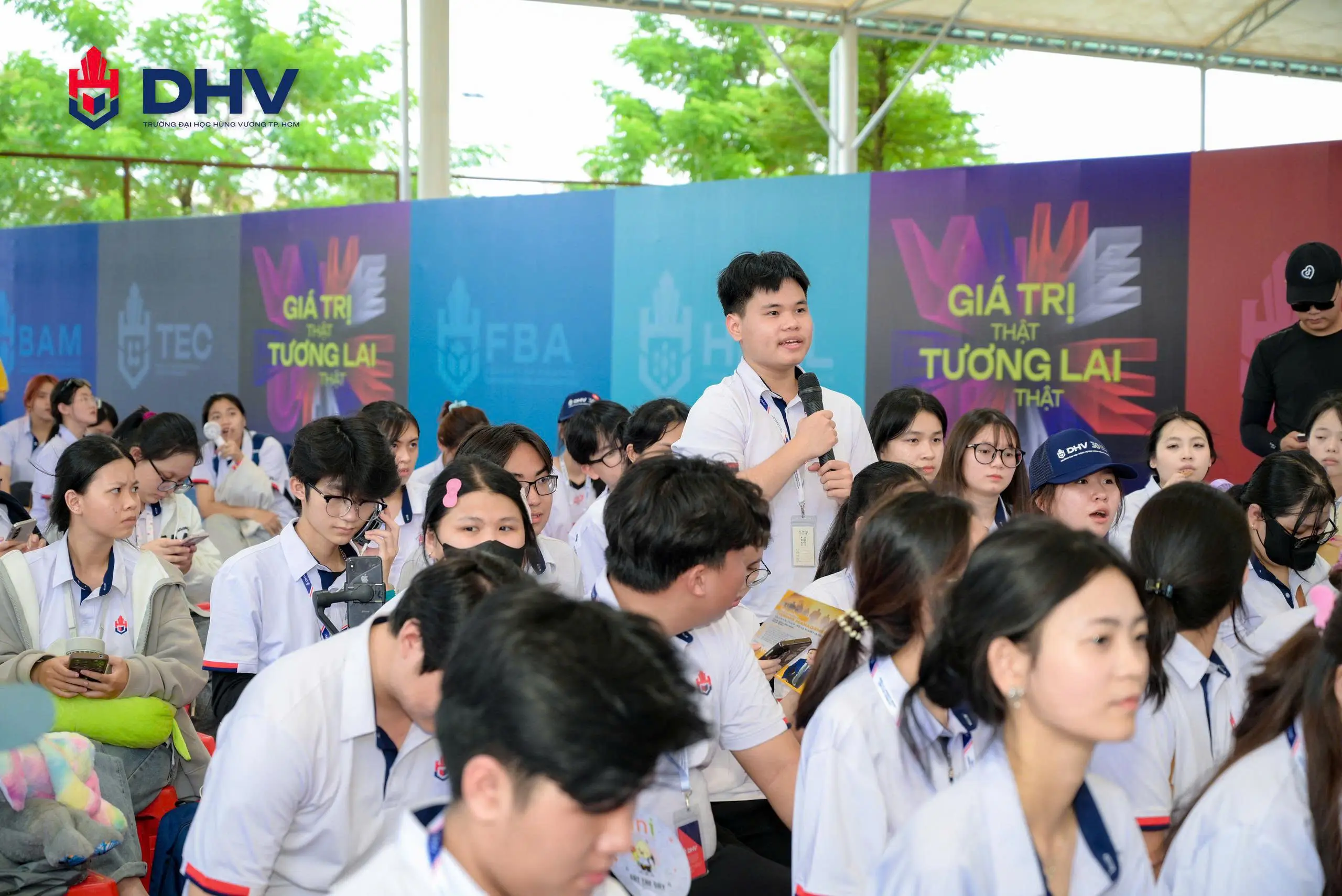 DHV - Trường Đại Học Hùng Vương TPHCM