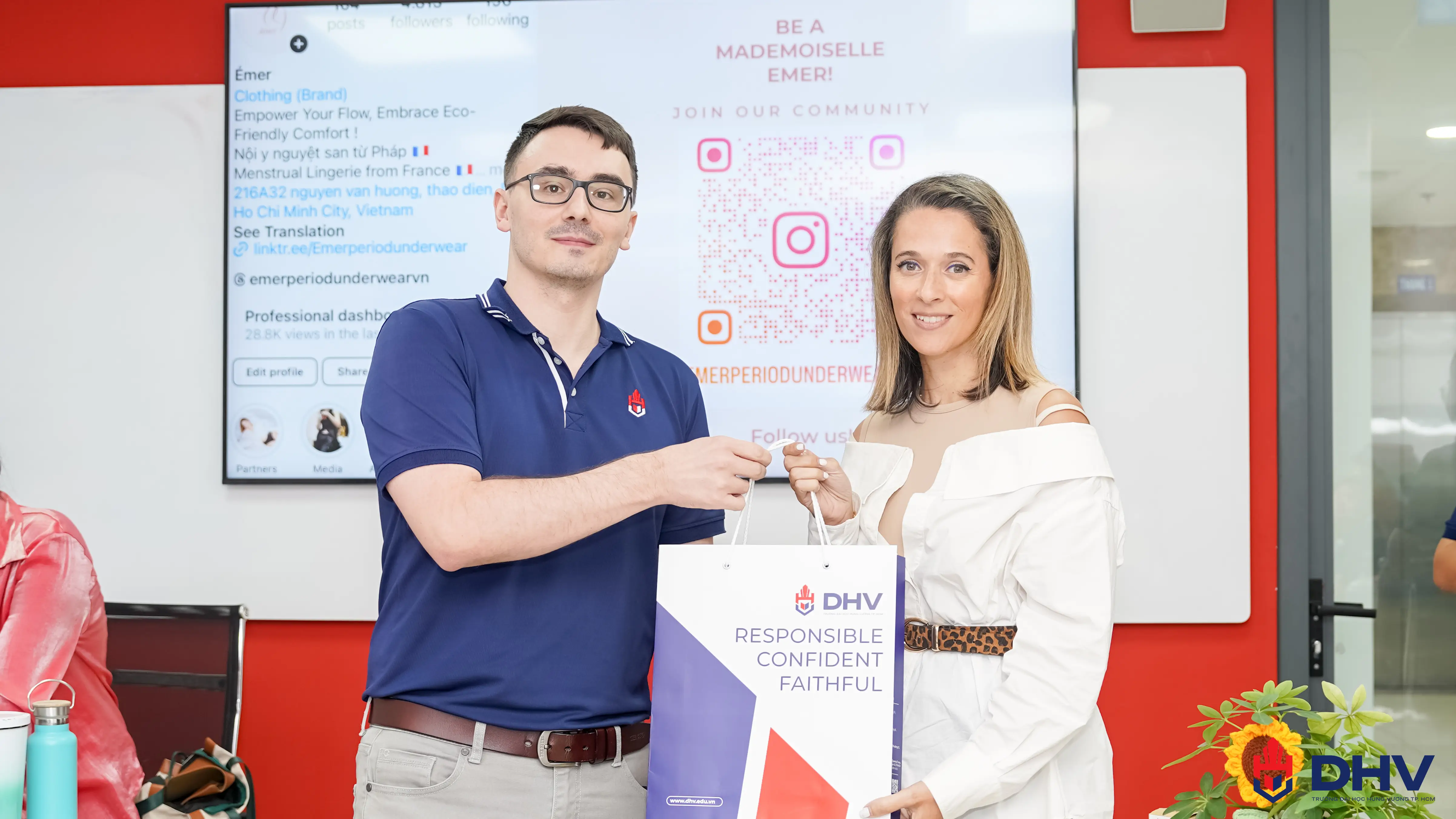 DHV - Trường Đại Học Hùng Vương TPHCM