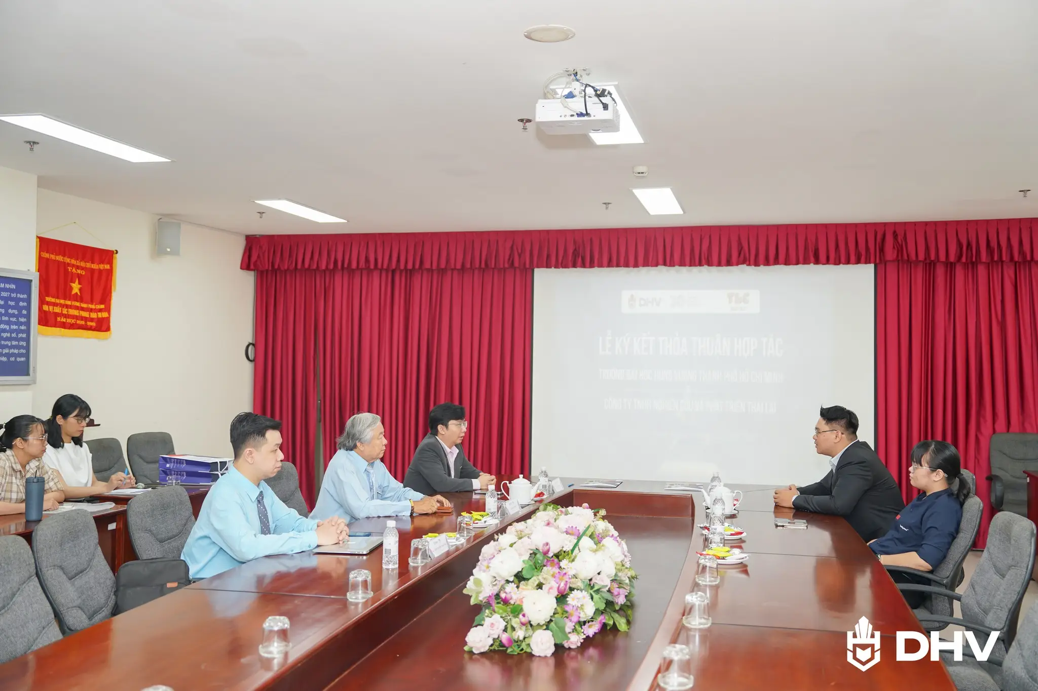 DHV - Trường Đại Học Hùng Vương TPHCM