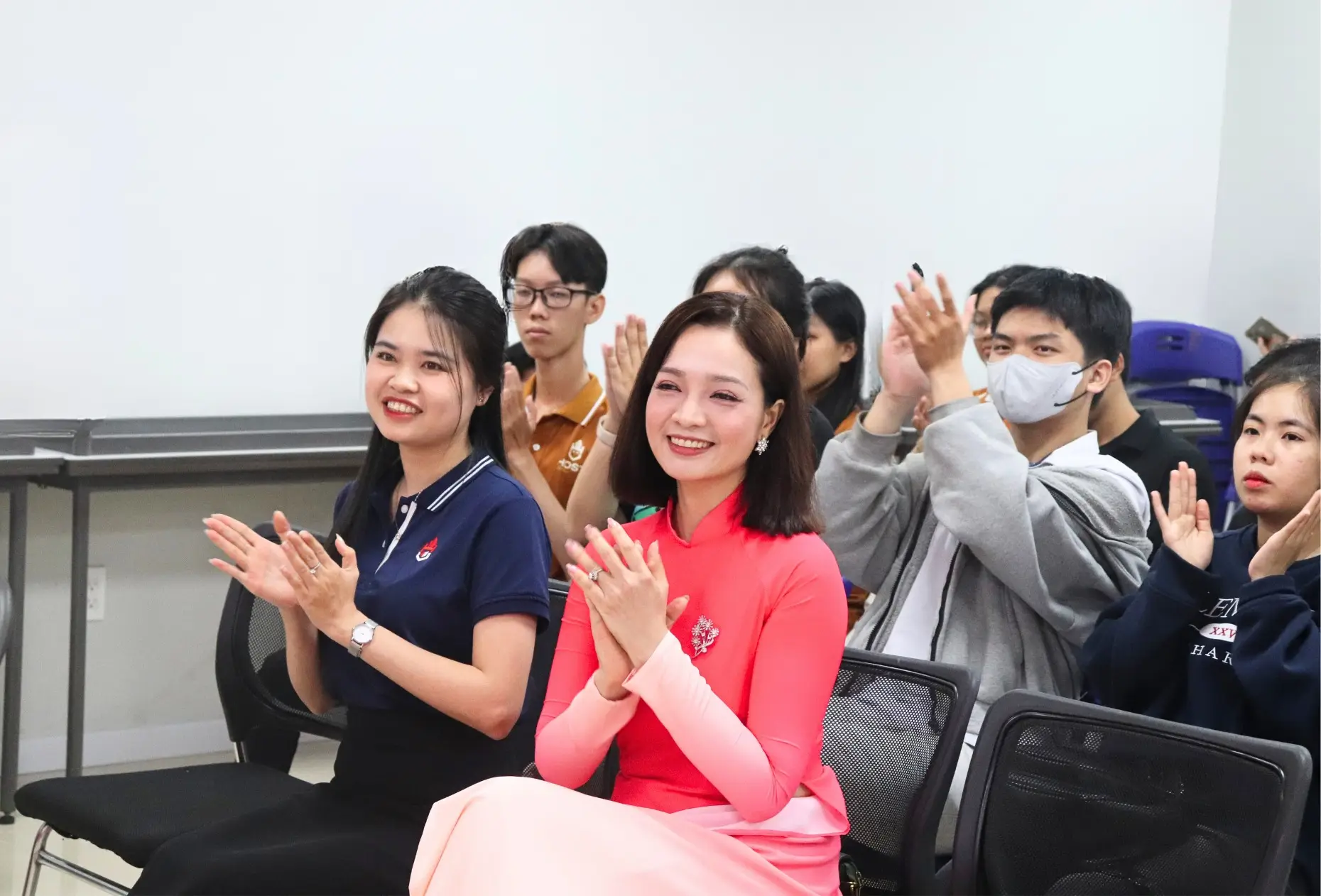 DHV - Trường Đại Học Hùng Vương TPHCM