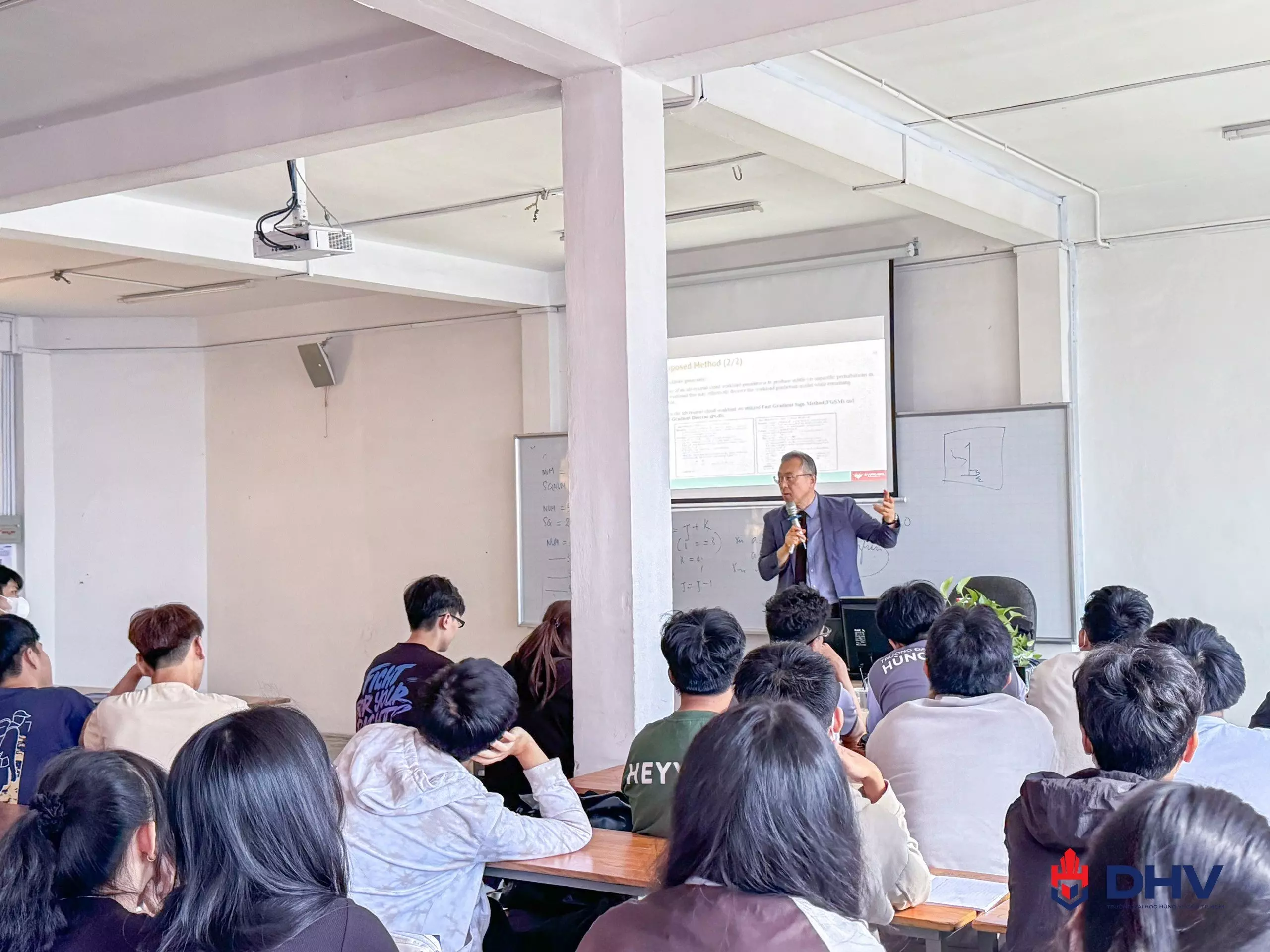 DHV - Trường Đại Học Hùng Vương TPHCM