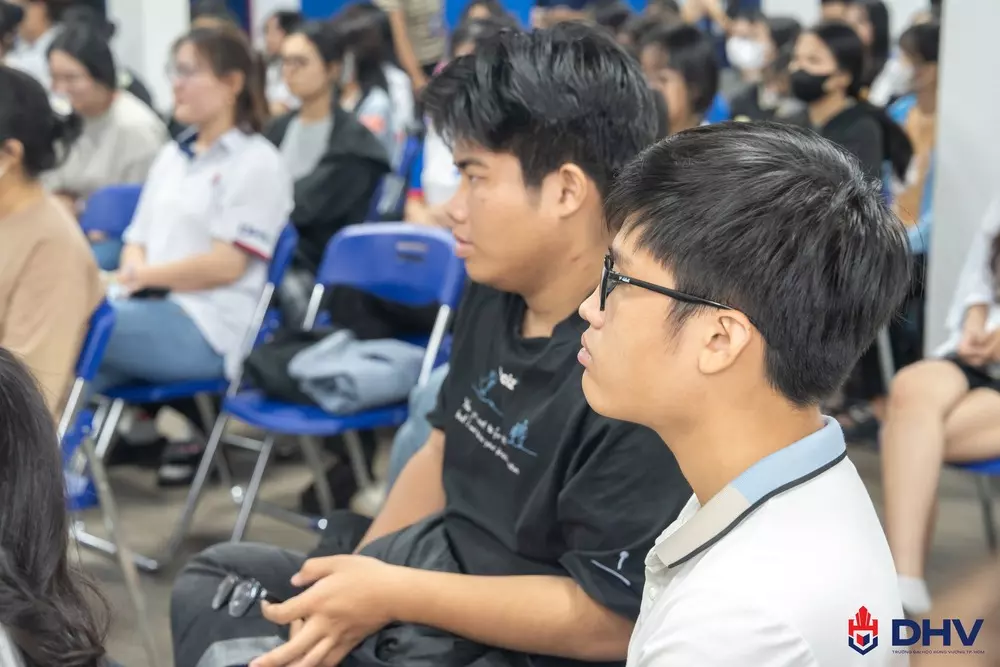 DHV - Trường Đại Học Hùng Vương TPHCM