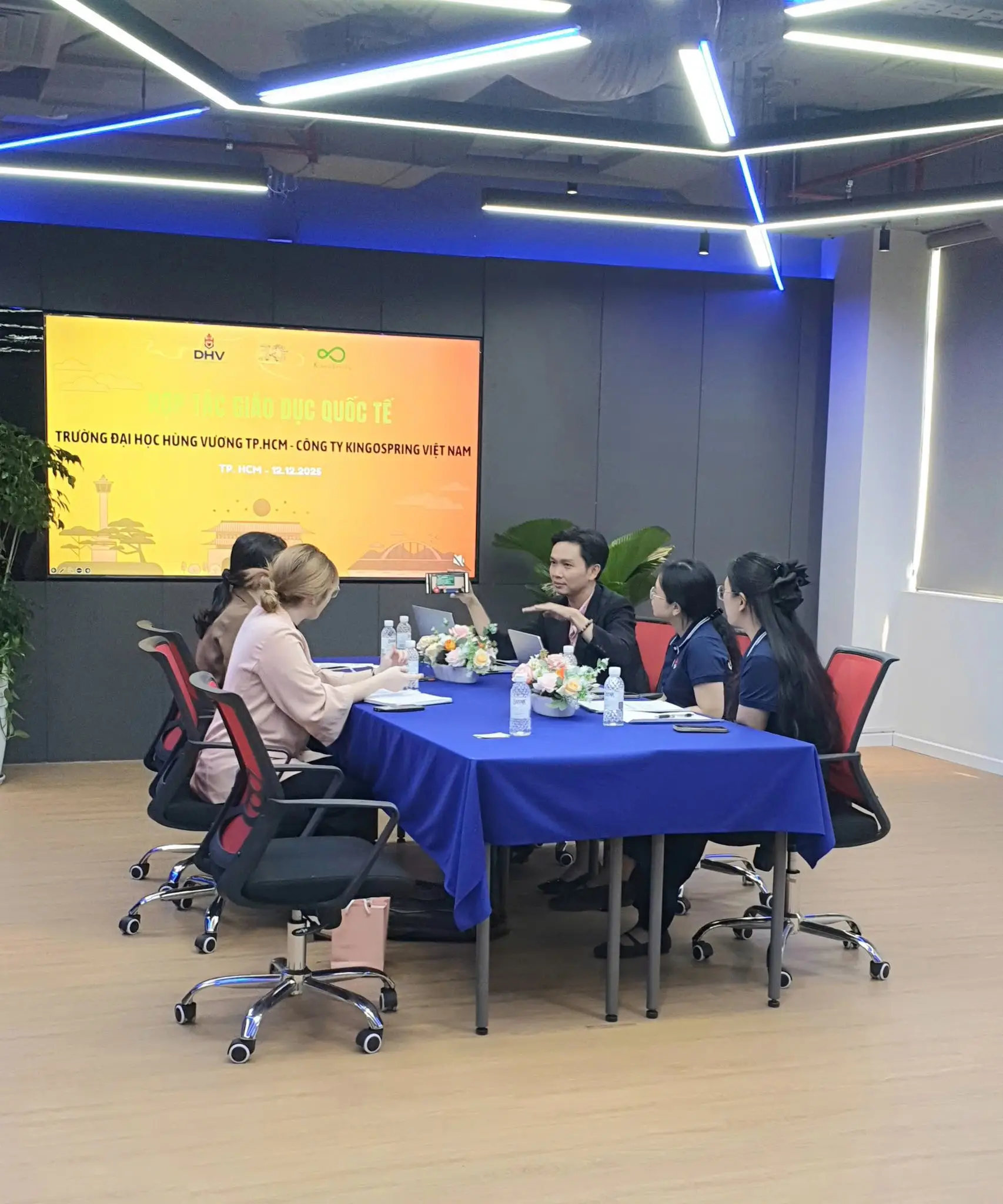 DHV - Trường Đại Học Hùng Vương TPHCM