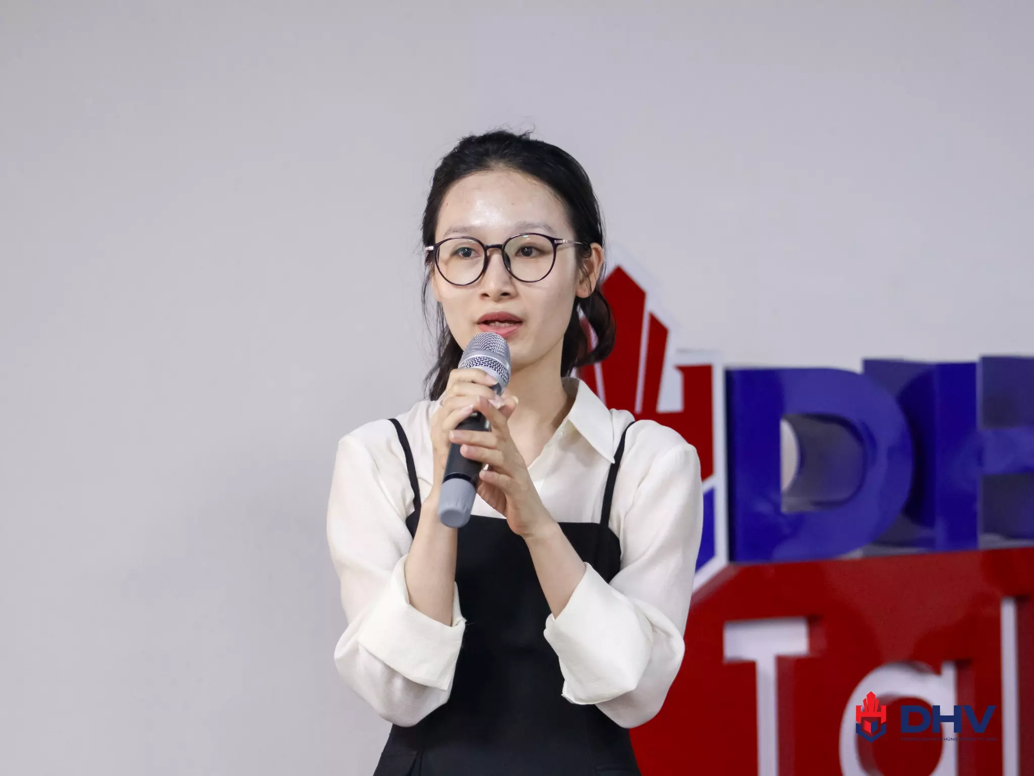 DHV - Trường Đại Học Hùng Vương TPHCM