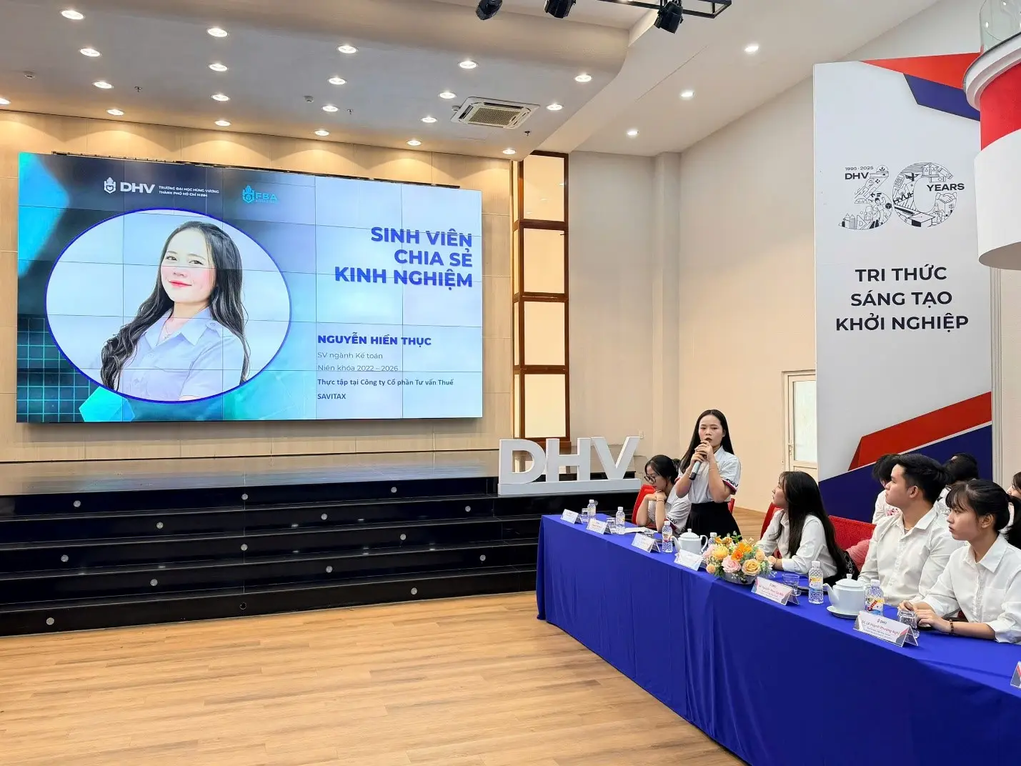 DHV - Trường Đại Học Hùng Vương TPHCM