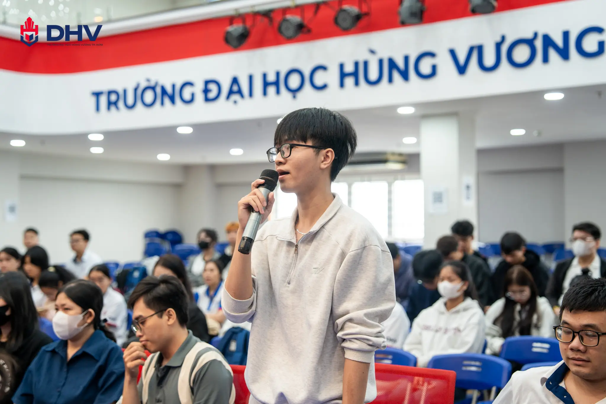 DHV - Trường Đại Học Hùng Vương TPHCM