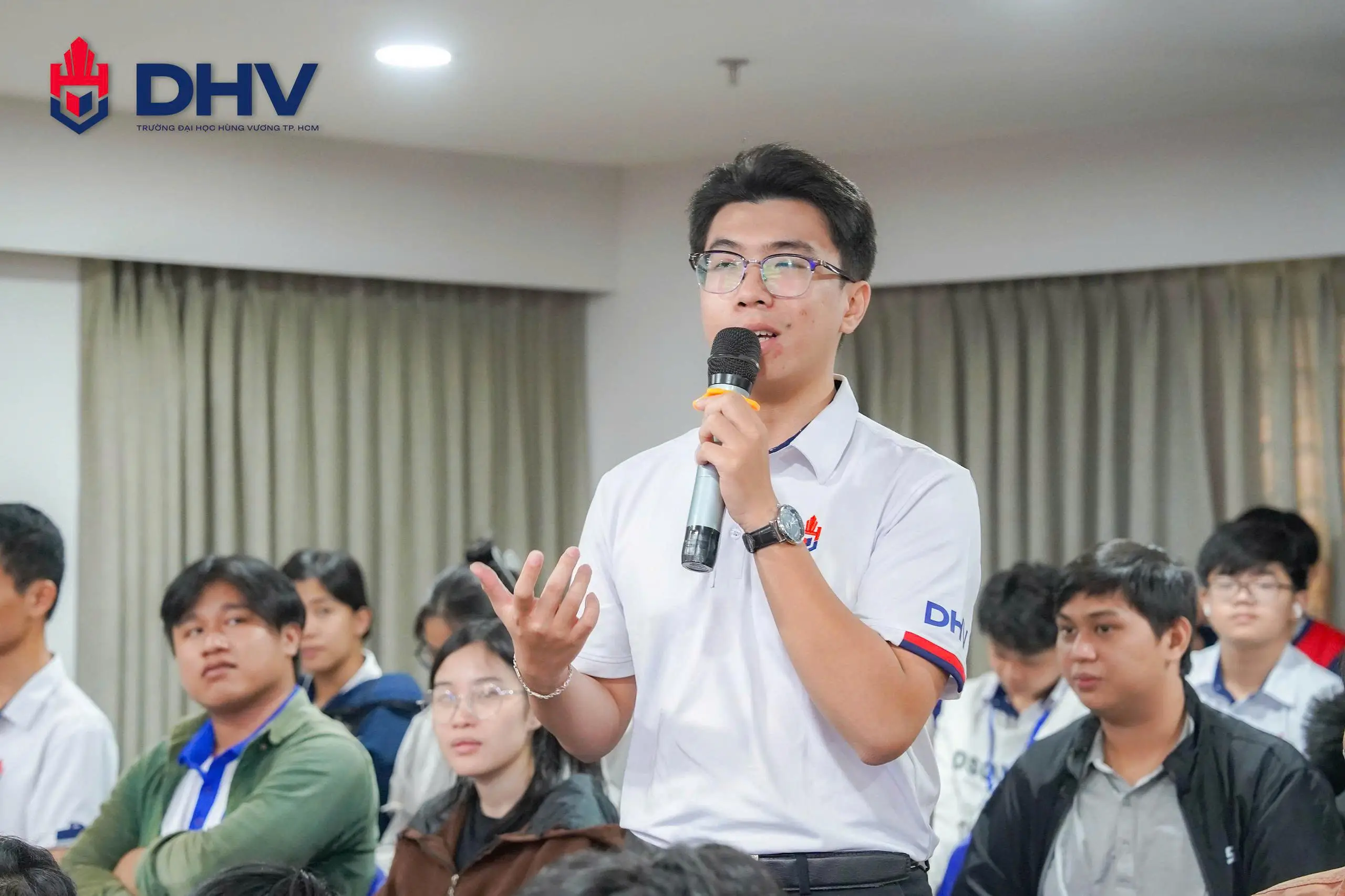 DHV - Trường Đại Học Hùng Vương TPHCM