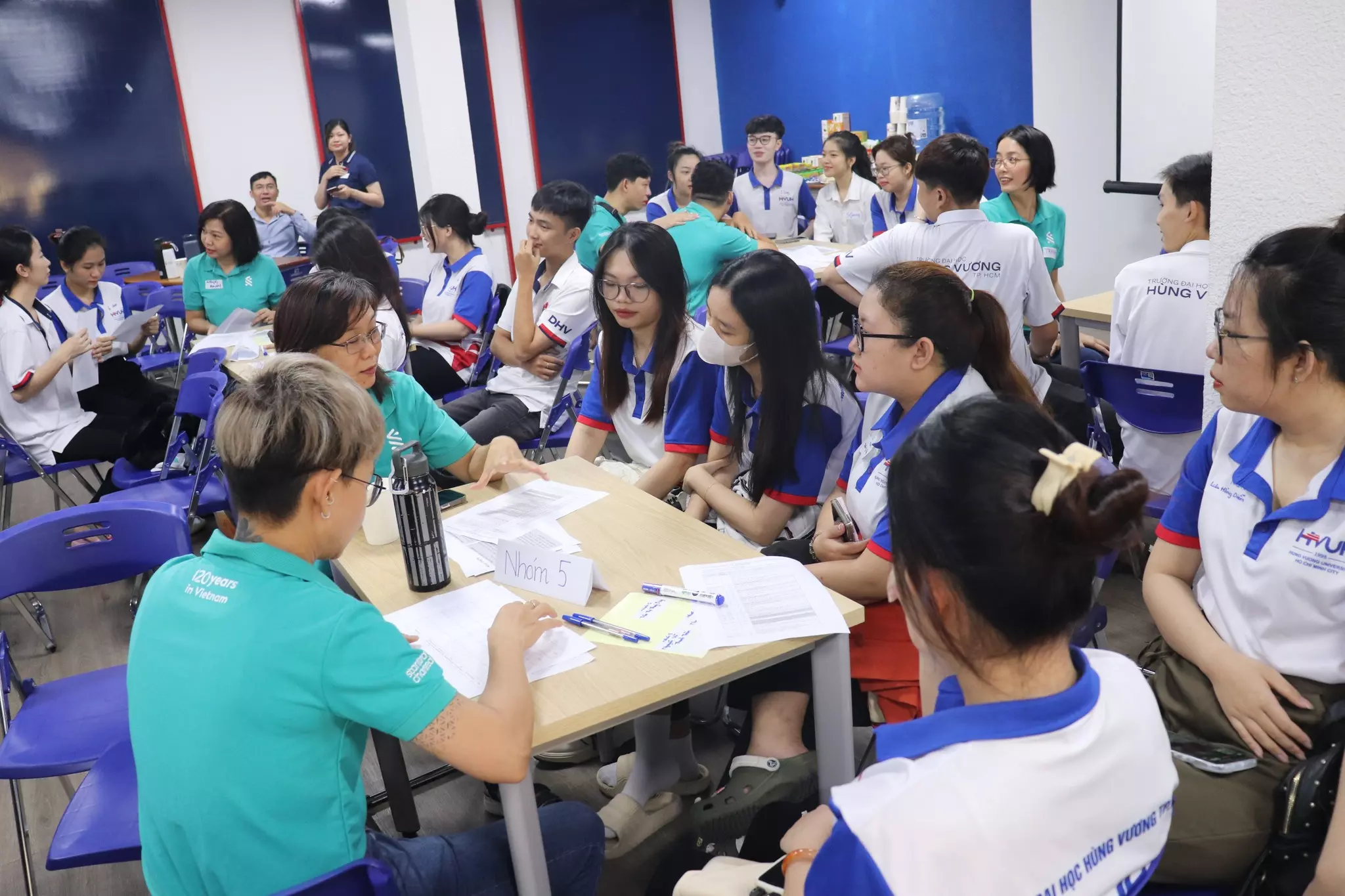 DHV - Trường Đại Học Hùng Vương TPHCM