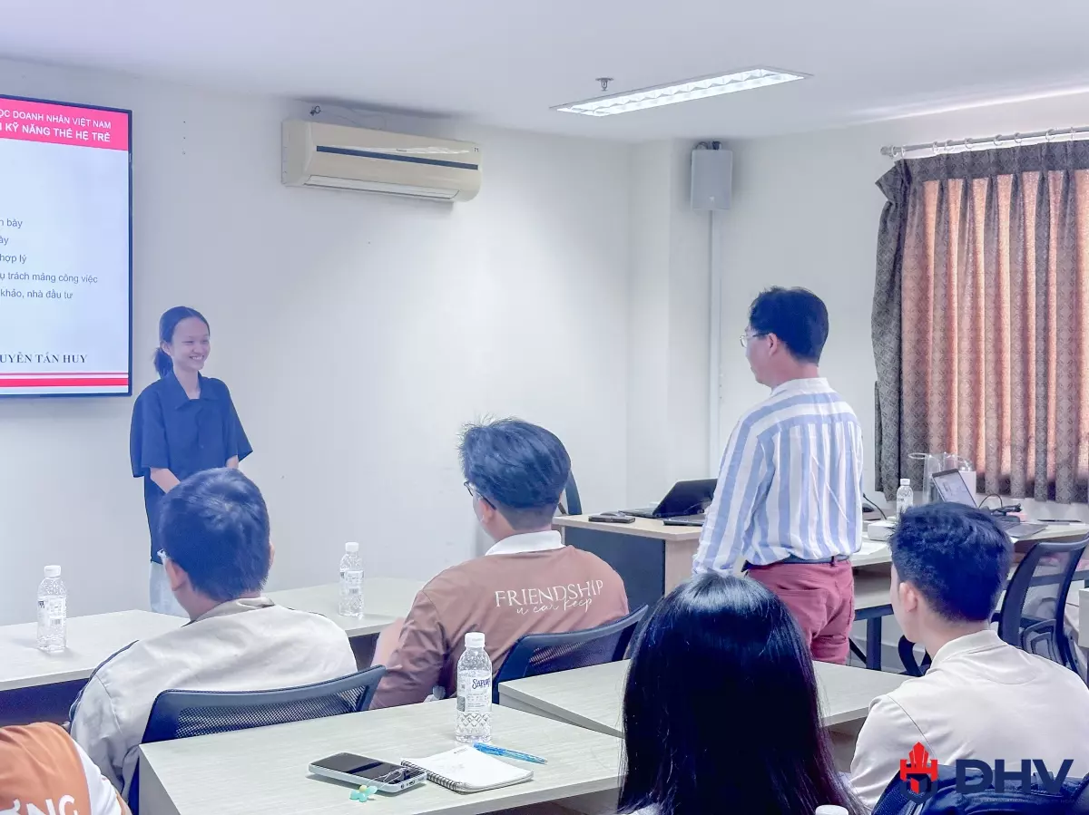 DHV - Trường Đại Học Hùng Vương TPHCM