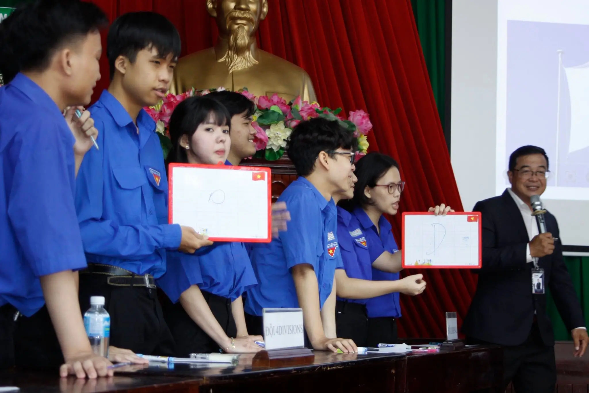 DHV - Trường Đại Học Hùng Vương TPHCM