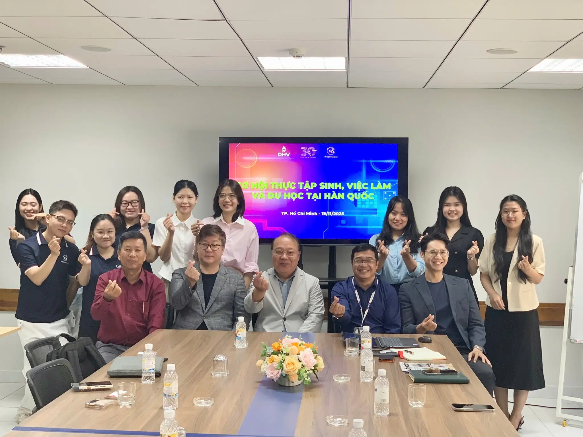 DHV - Trường Đại Học Hùng Vương TPHCM