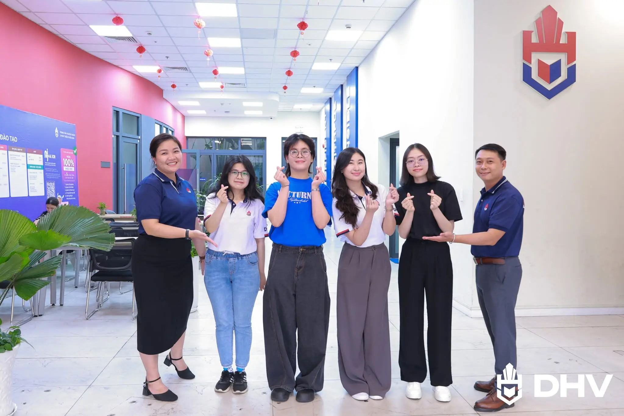DHV - Trường Đại Học Hùng Vương TPHCM