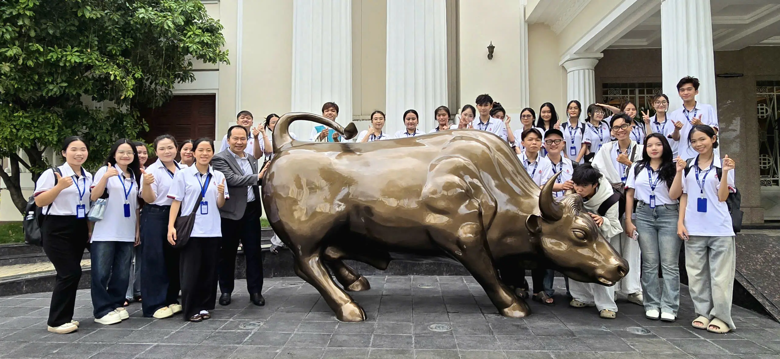 DHV - Trường Đại Học Hùng Vương TPHCM